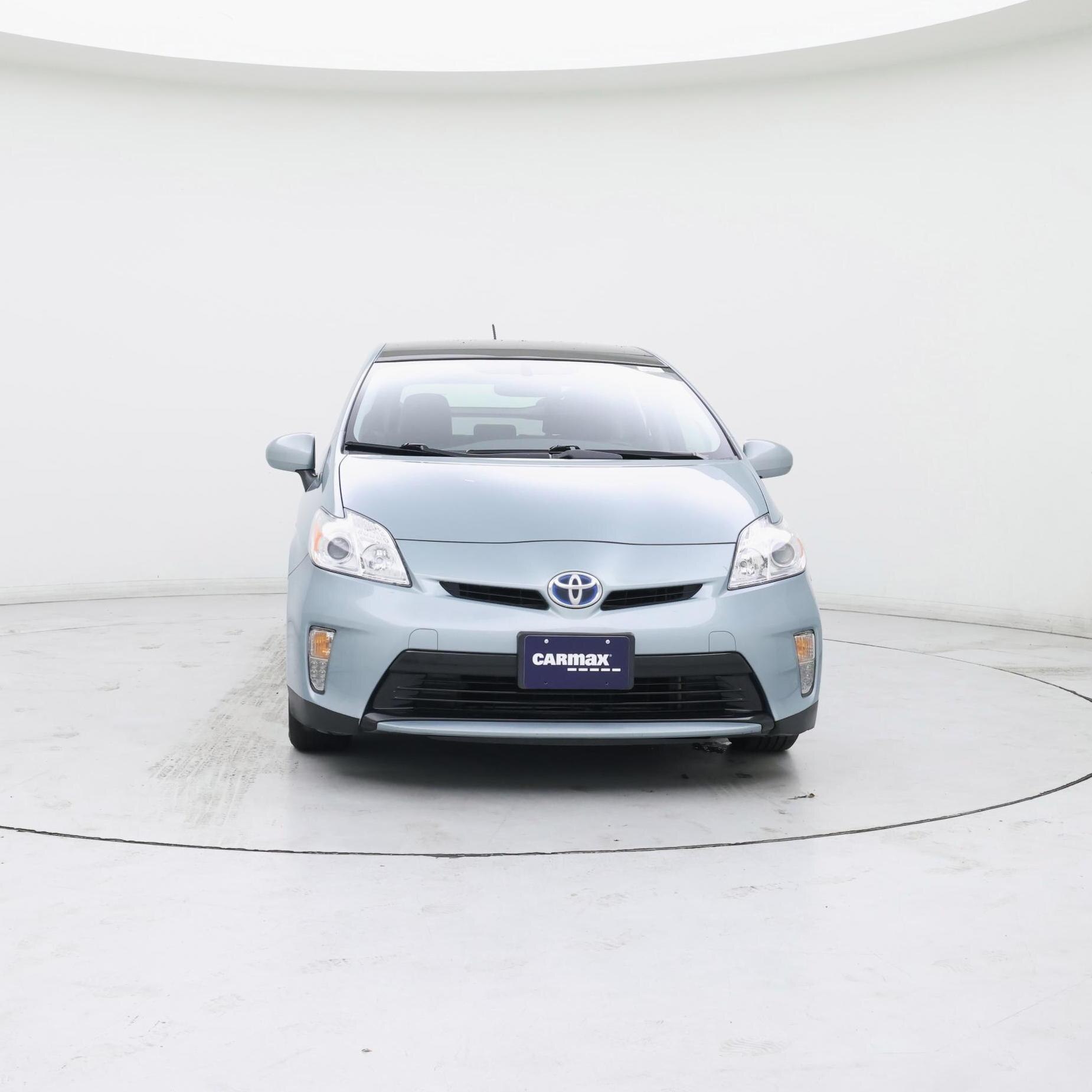 Thumbnail: 2014 Toyota Prius - 5