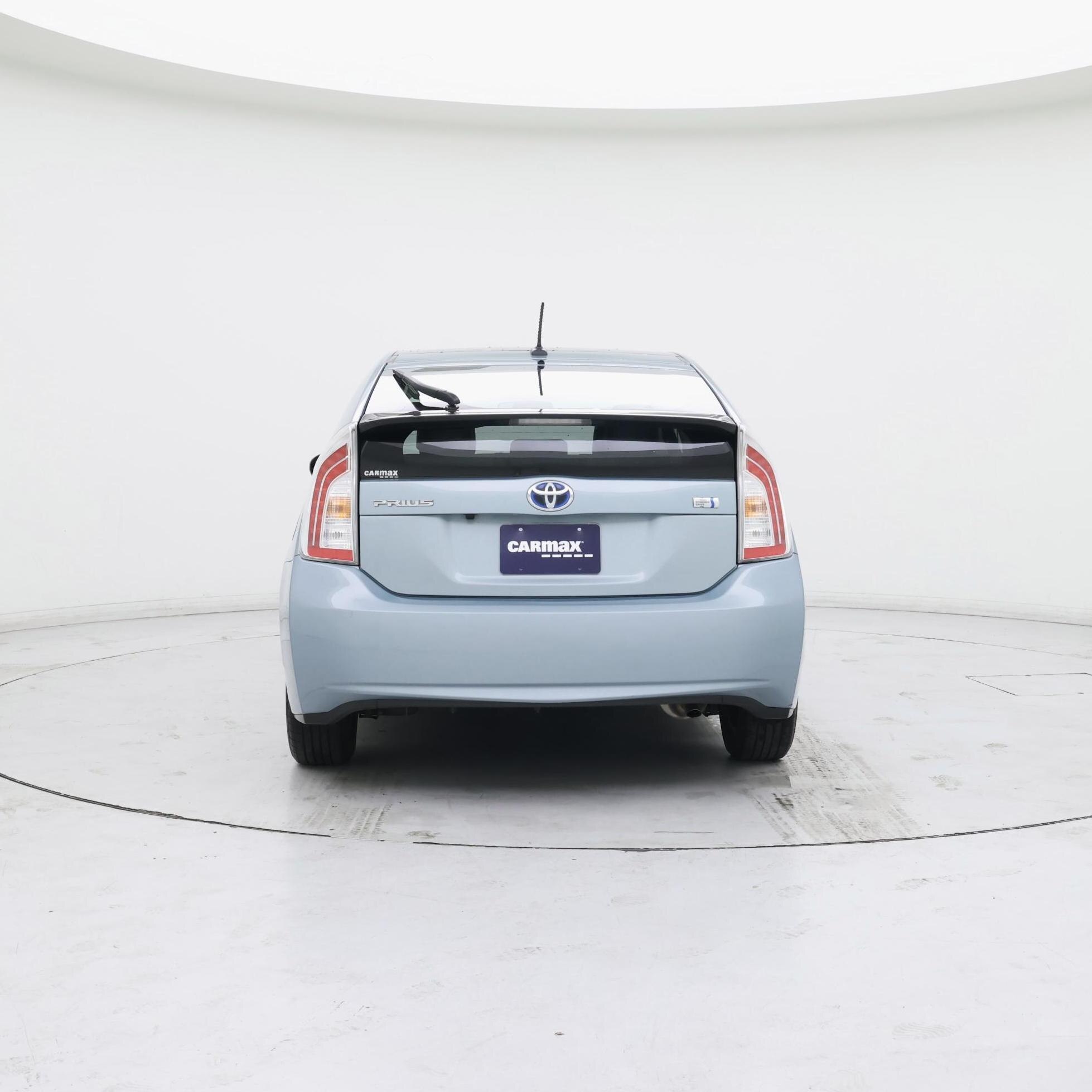Thumbnail: 2014 Toyota Prius - 6