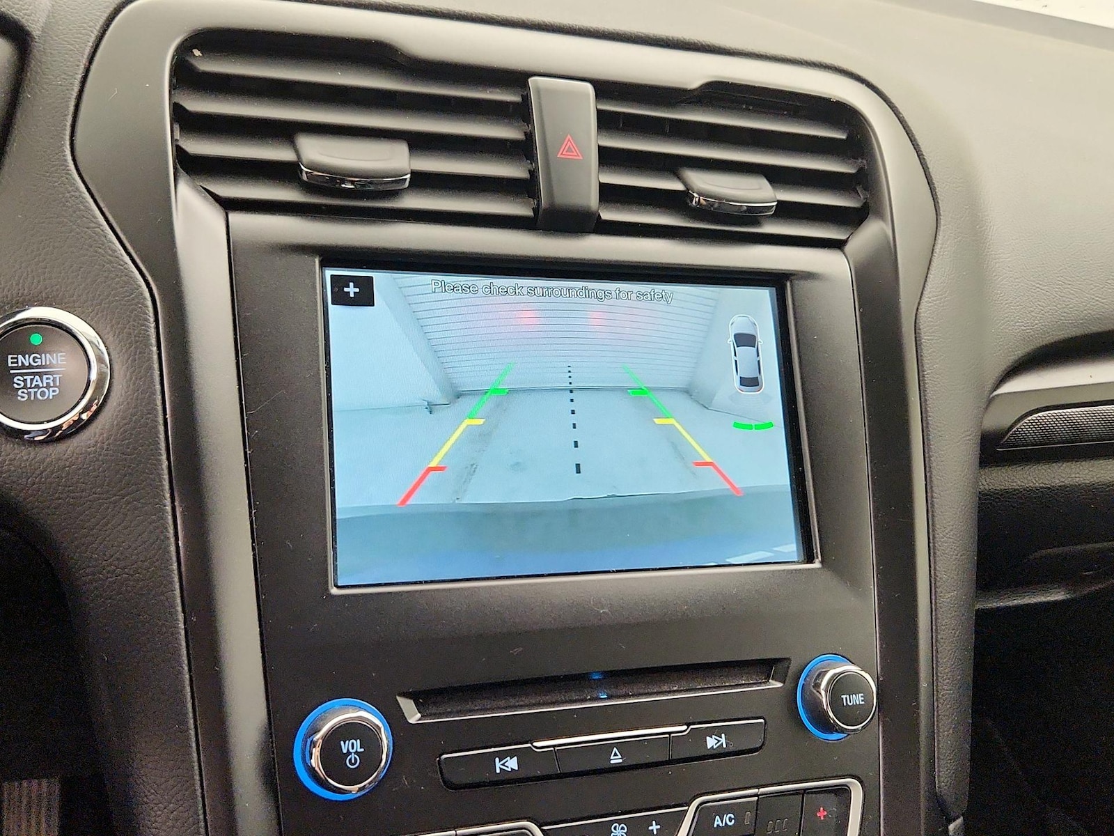 2018 Ford Fusion SE - Photo 15