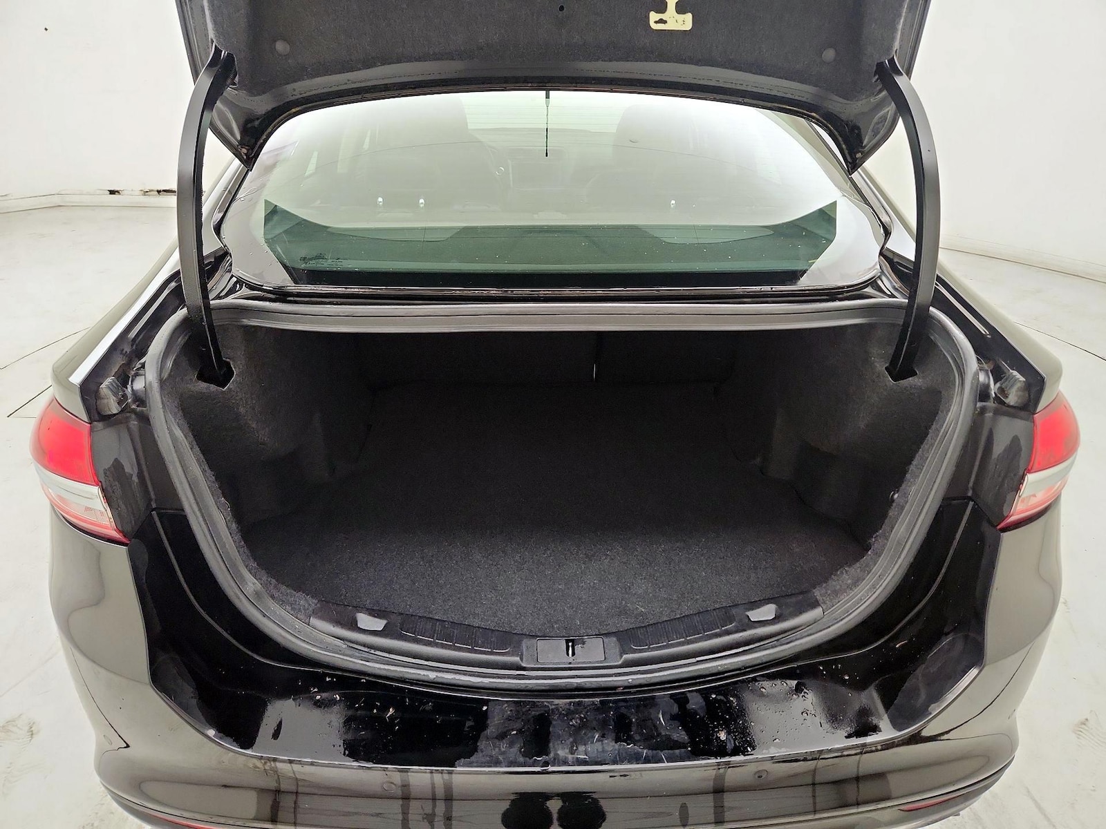 2018 Ford Fusion SE - Photo 21