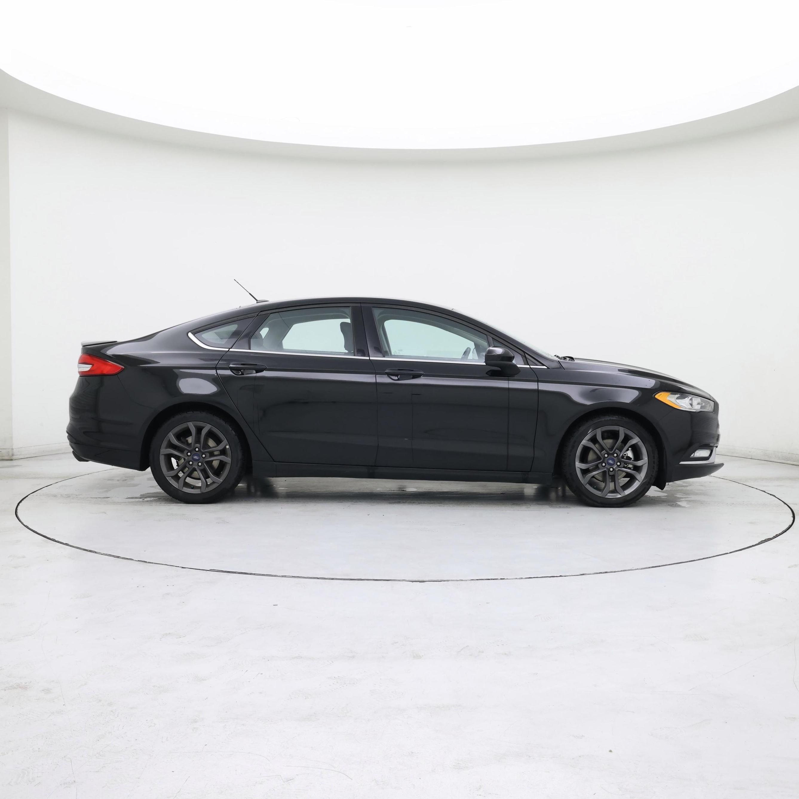 Thumbnail: 2018 Ford Fusion - 7