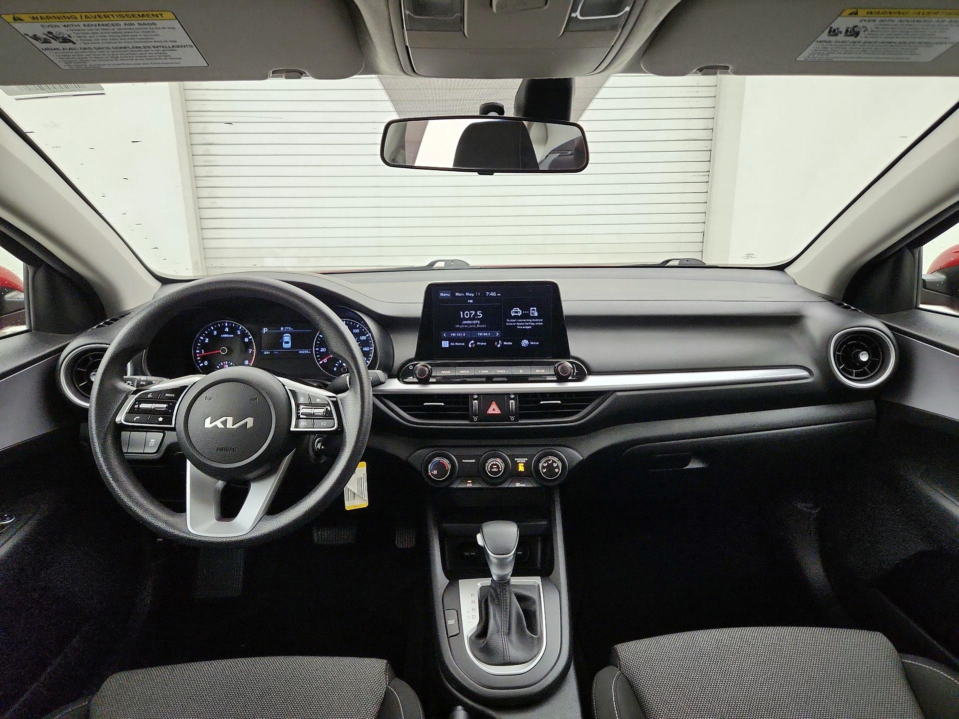 Thumbnail: 2022 Kia Forte - 9