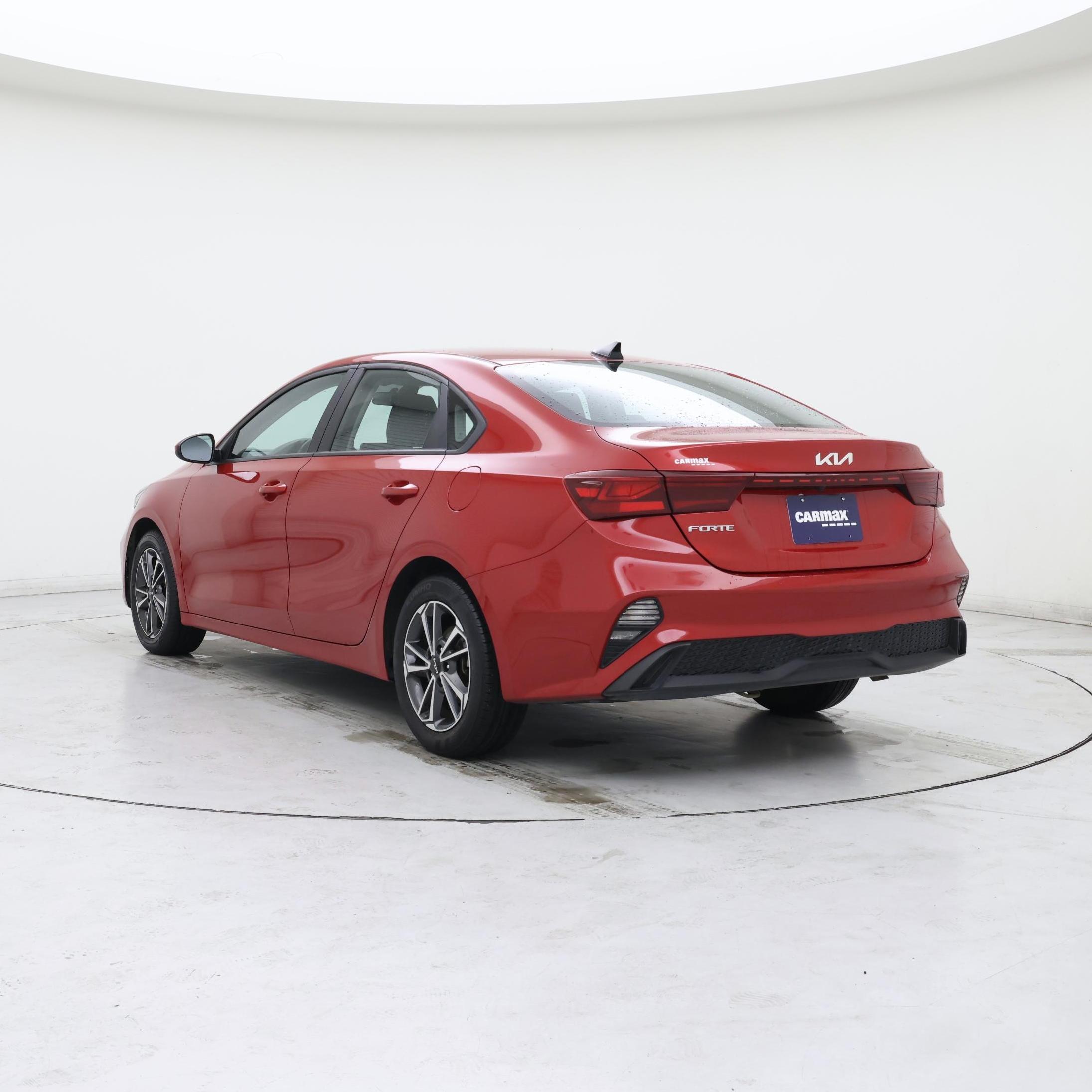 Thumbnail: 2022 Kia Forte - 2