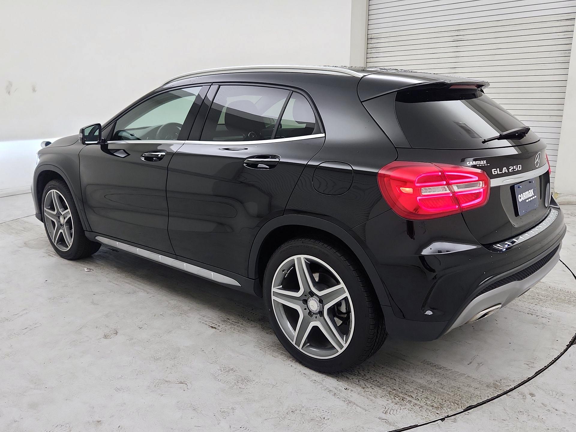 Thumbnail: 2016 Mercedes-Benz GLA - 7