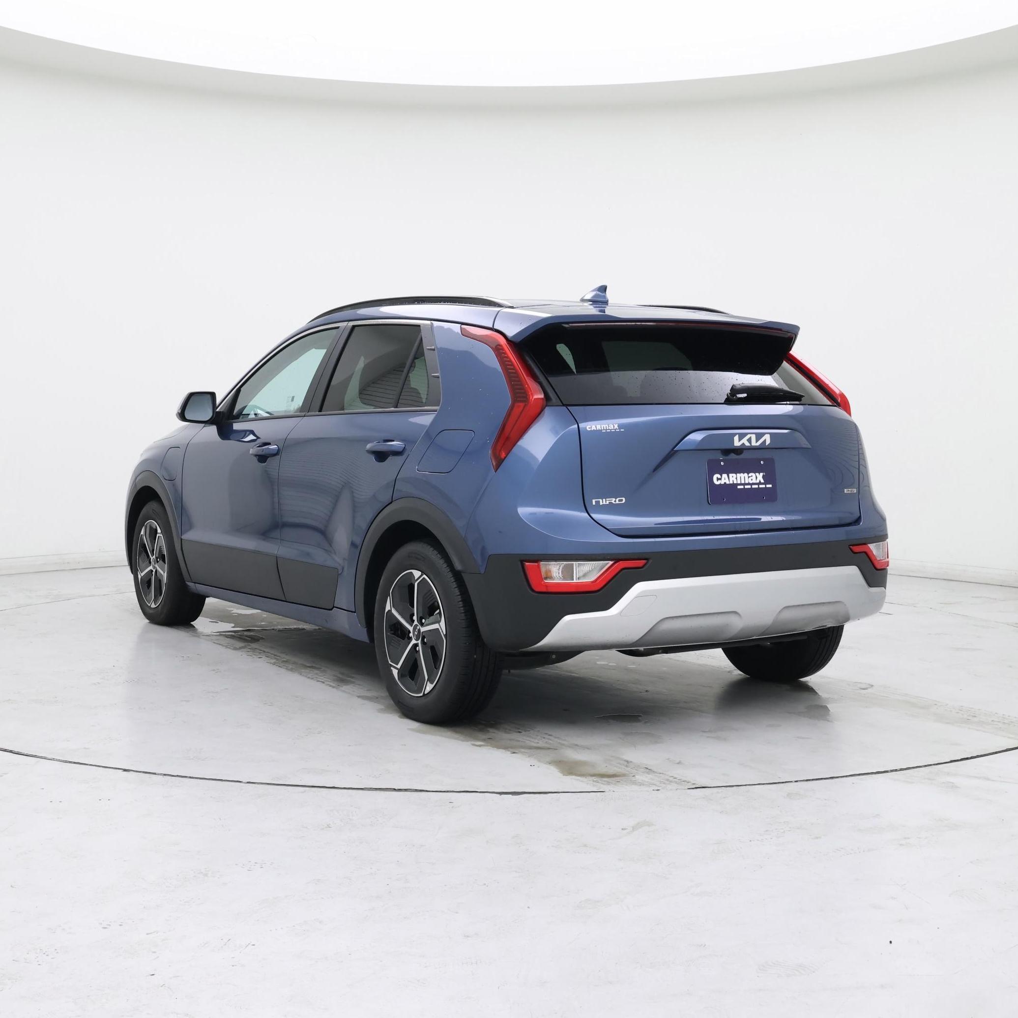 Thumbnail: 2023 Kia Niro - 2