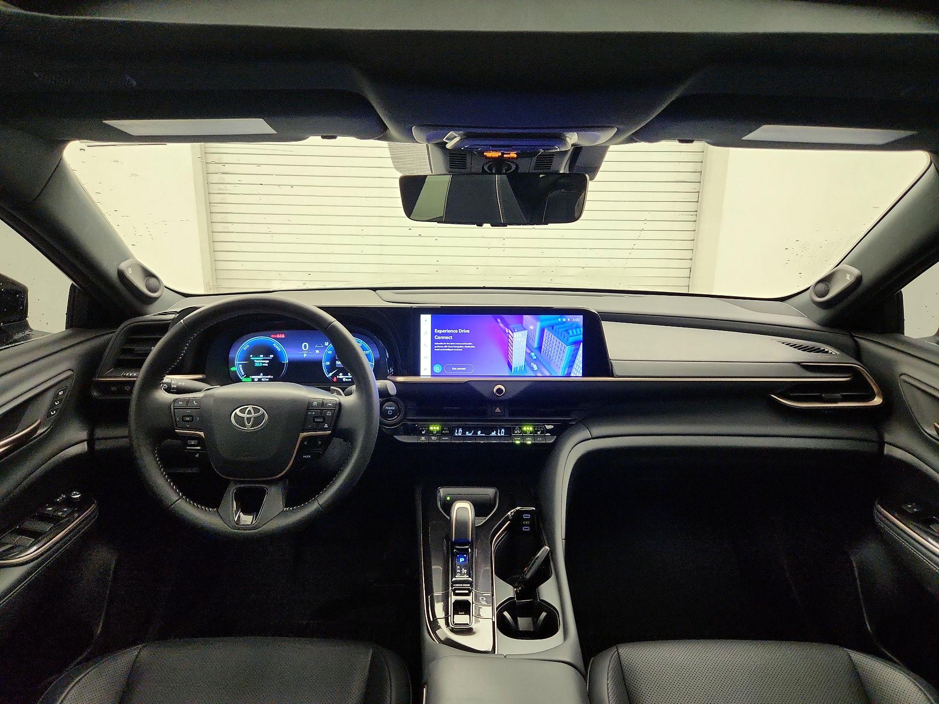 Thumbnail: 2025 Toyota Crown Signia - 9