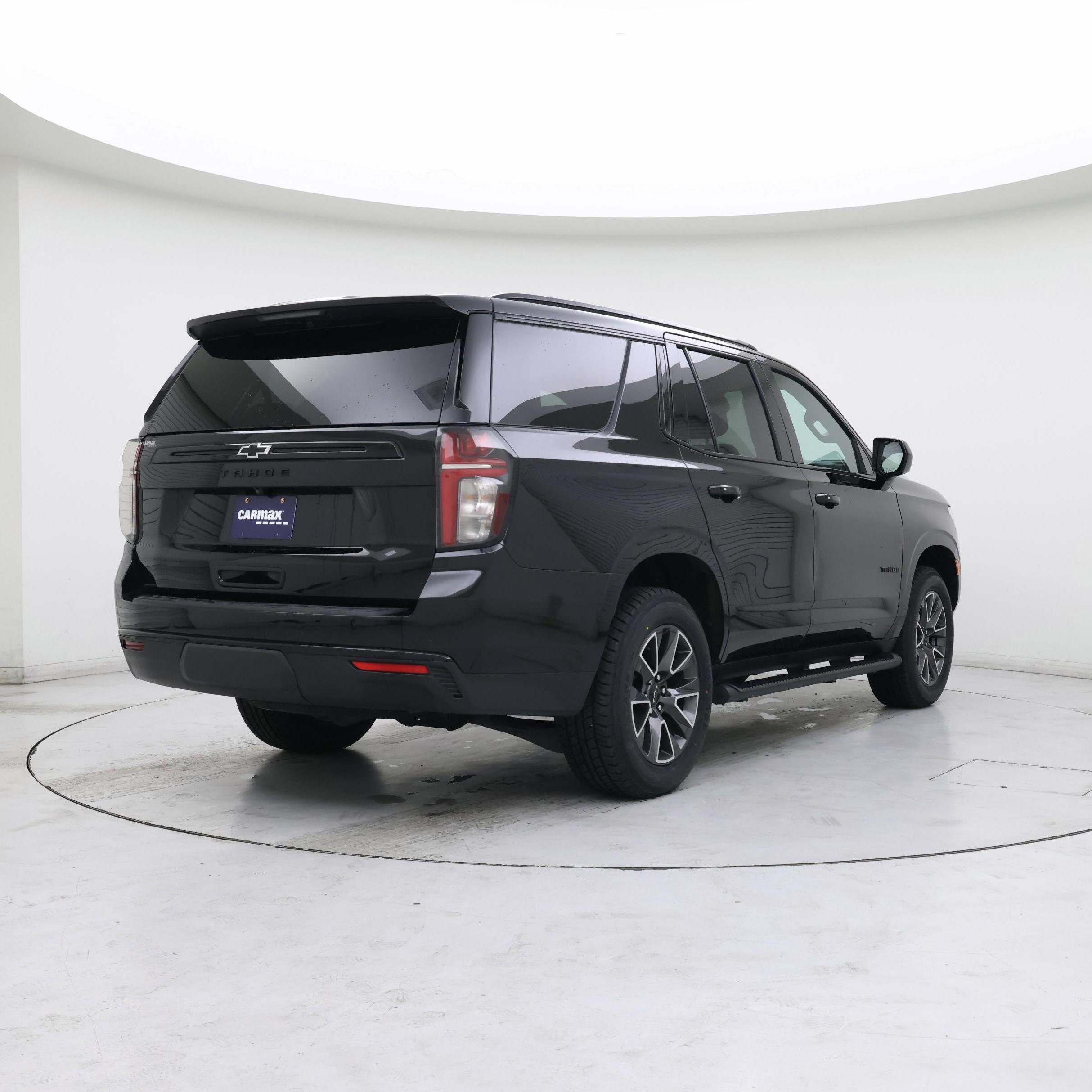 Thumbnail: 2023 Chevrolet Tahoe - 8