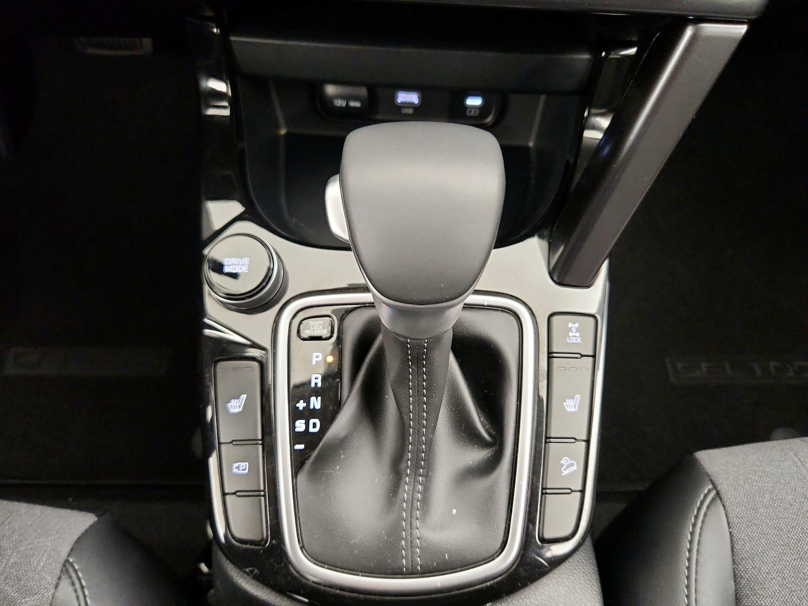 2024 Kia Seltos S - Photo 19