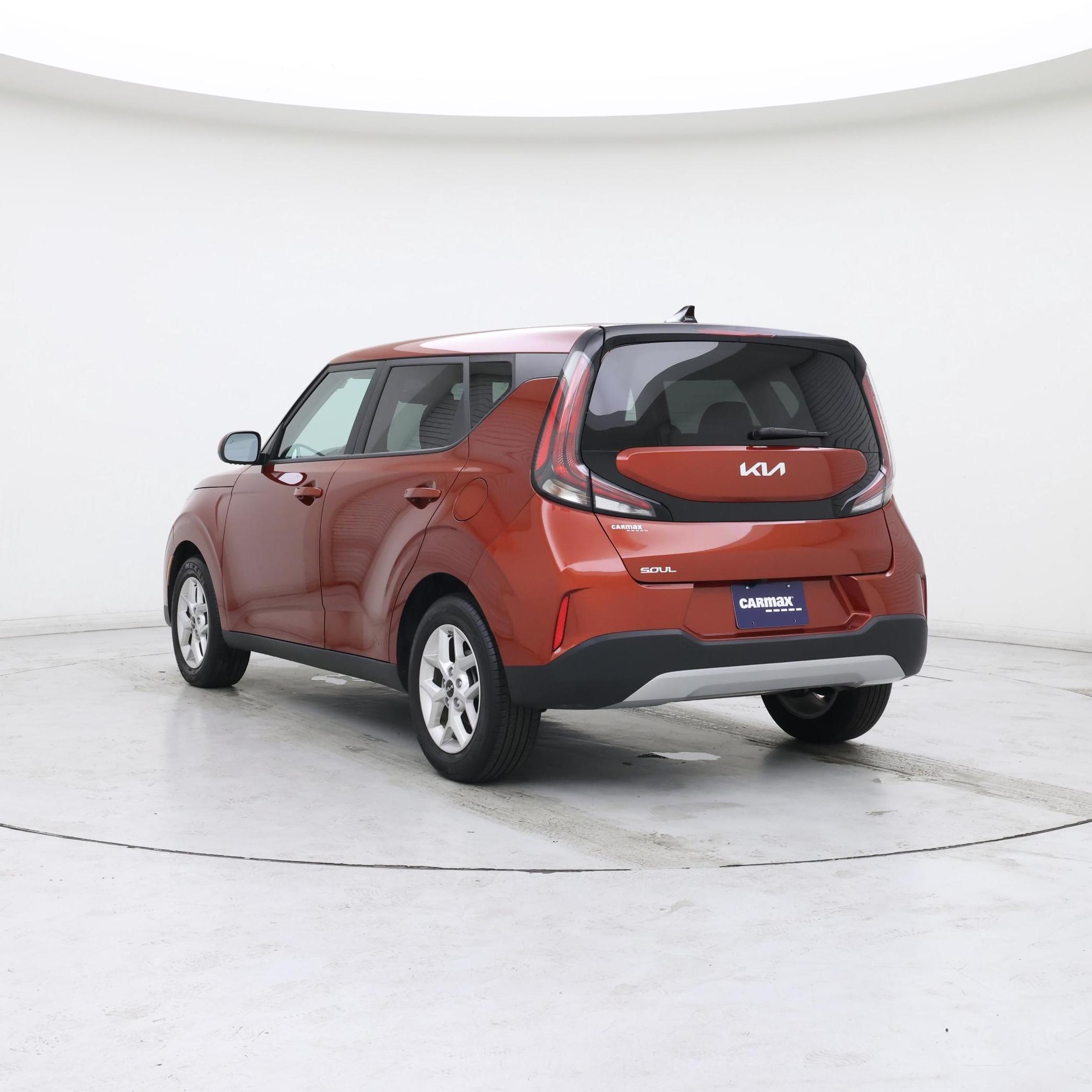 Thumbnail: 2023 Kia Soul - 2