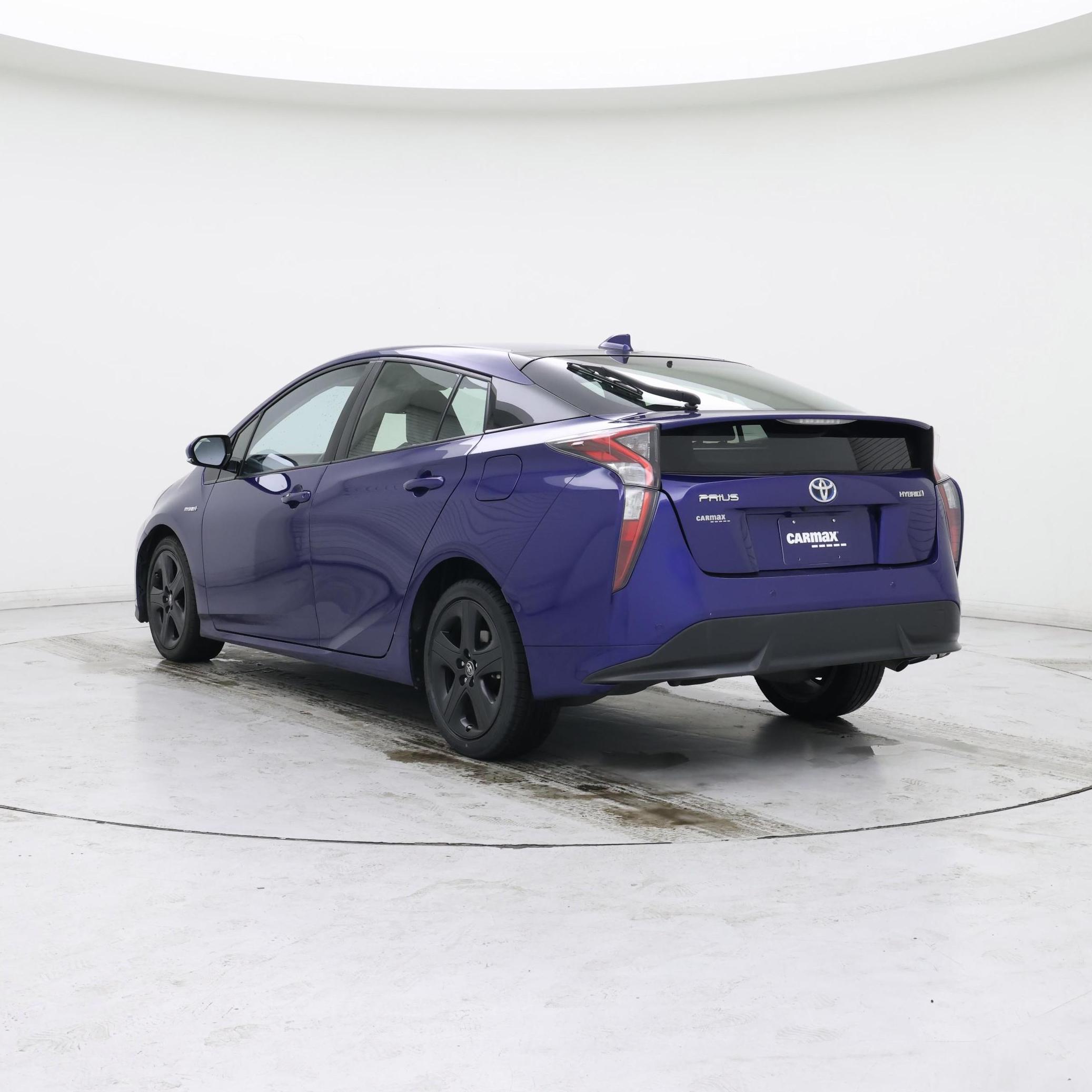 Thumbnail: 2016 Toyota Prius - 2