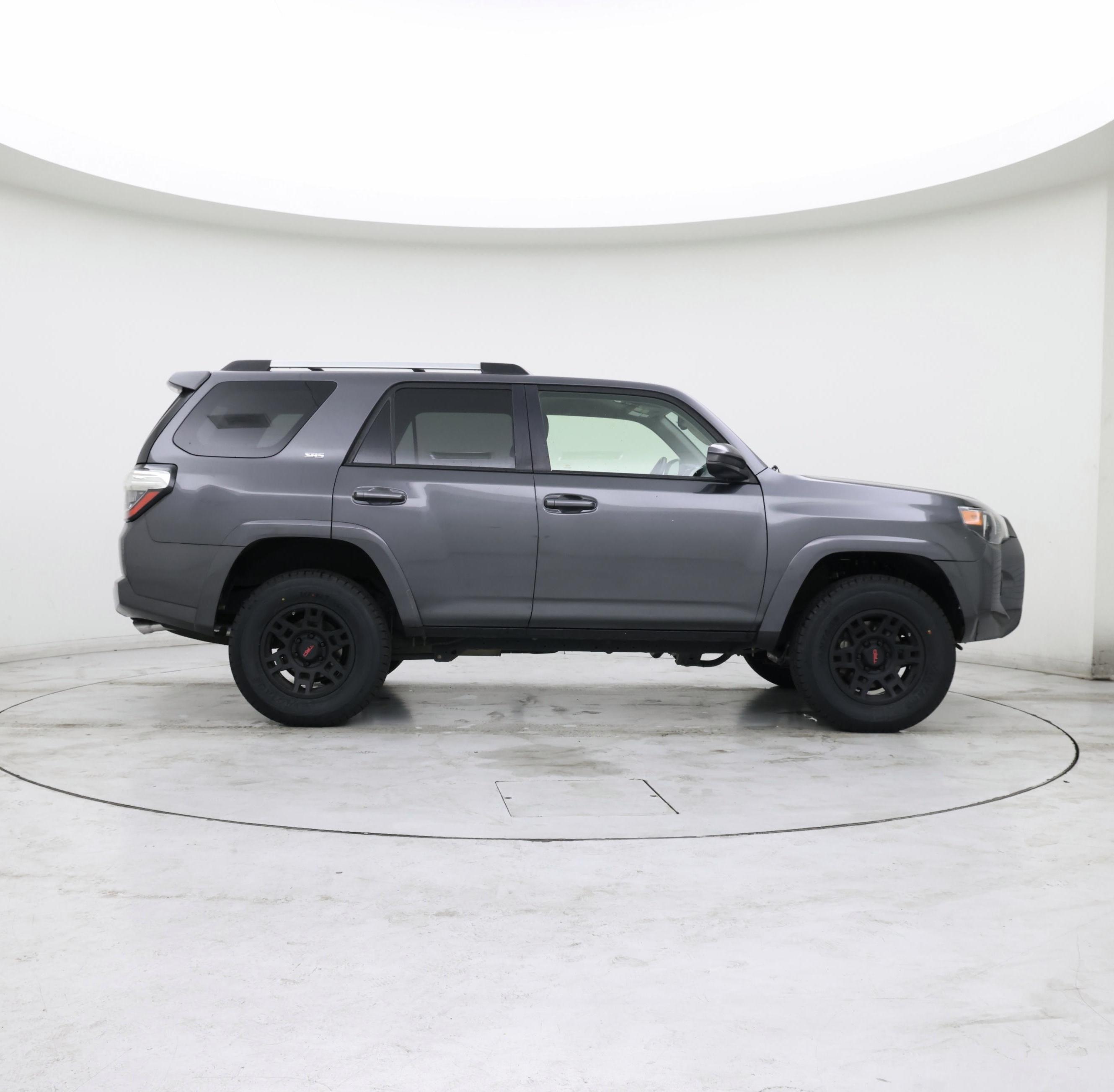 Thumbnail: 2020 Toyota 4Runner - 7