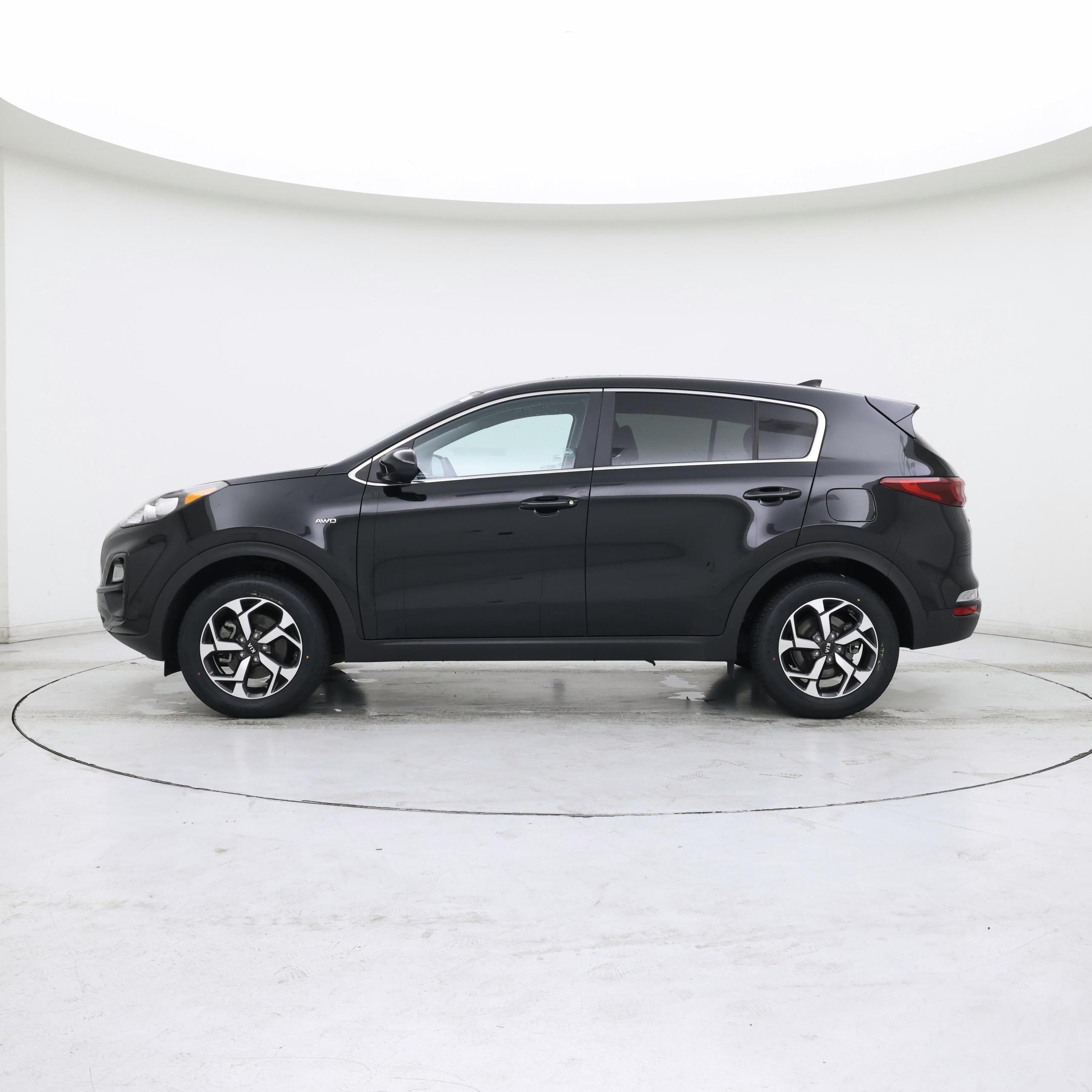 Thumbnail: 2022 Kia Sportage - 3