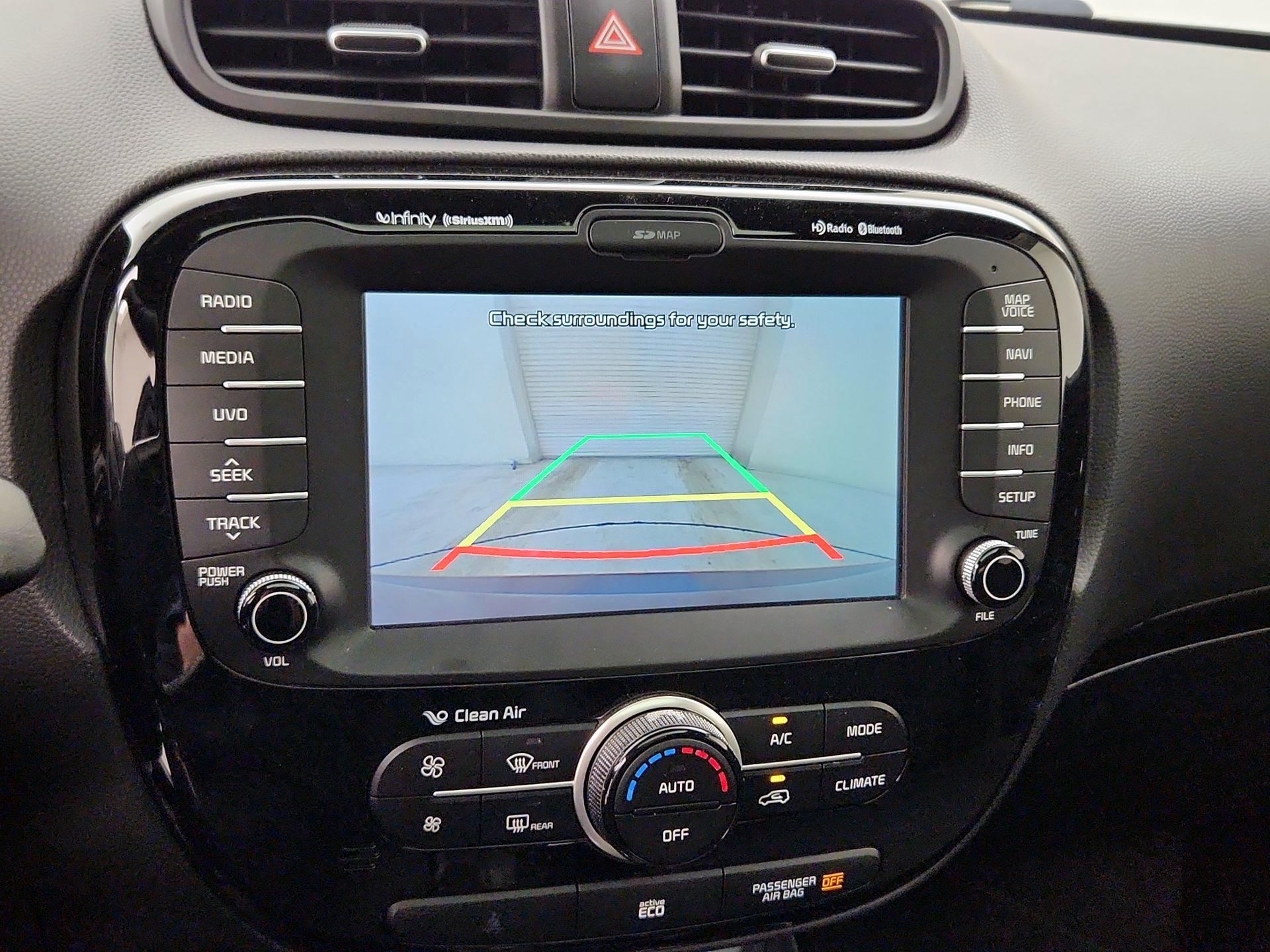 Thumbnail: 2015 Kia Soul - 15