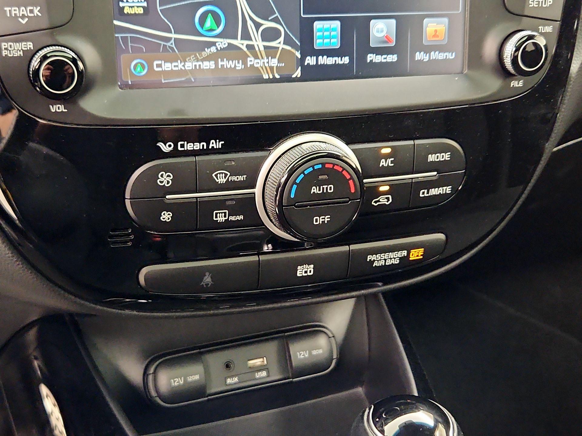 Thumbnail: 2015 Kia Soul - 17