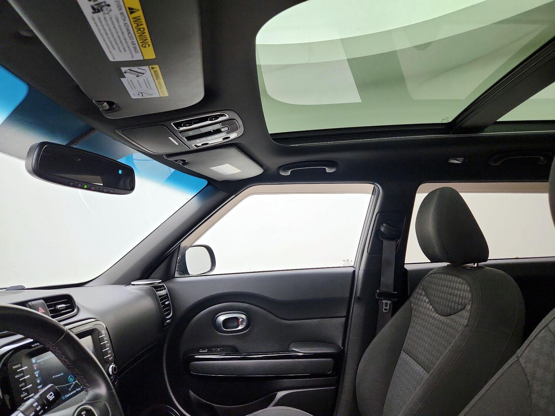 Thumbnail: 2015 Kia Soul - 20