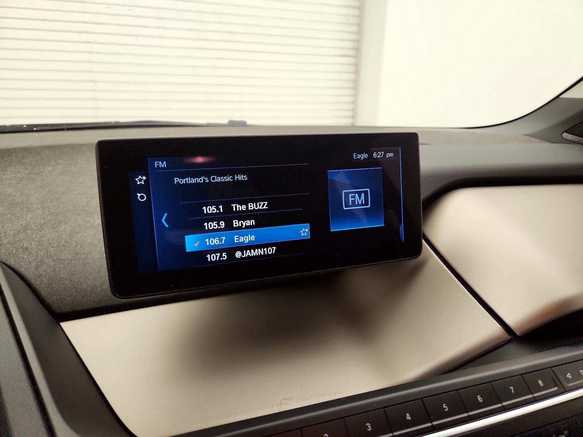 Thumbnail: 2019 BMW i3 - 16