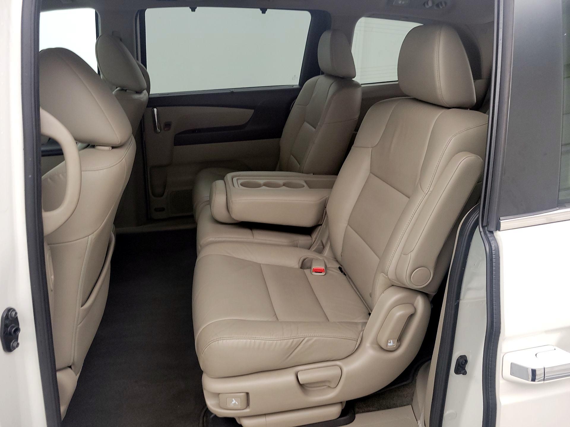 Thumbnail: 2015 Honda Odyssey - 20