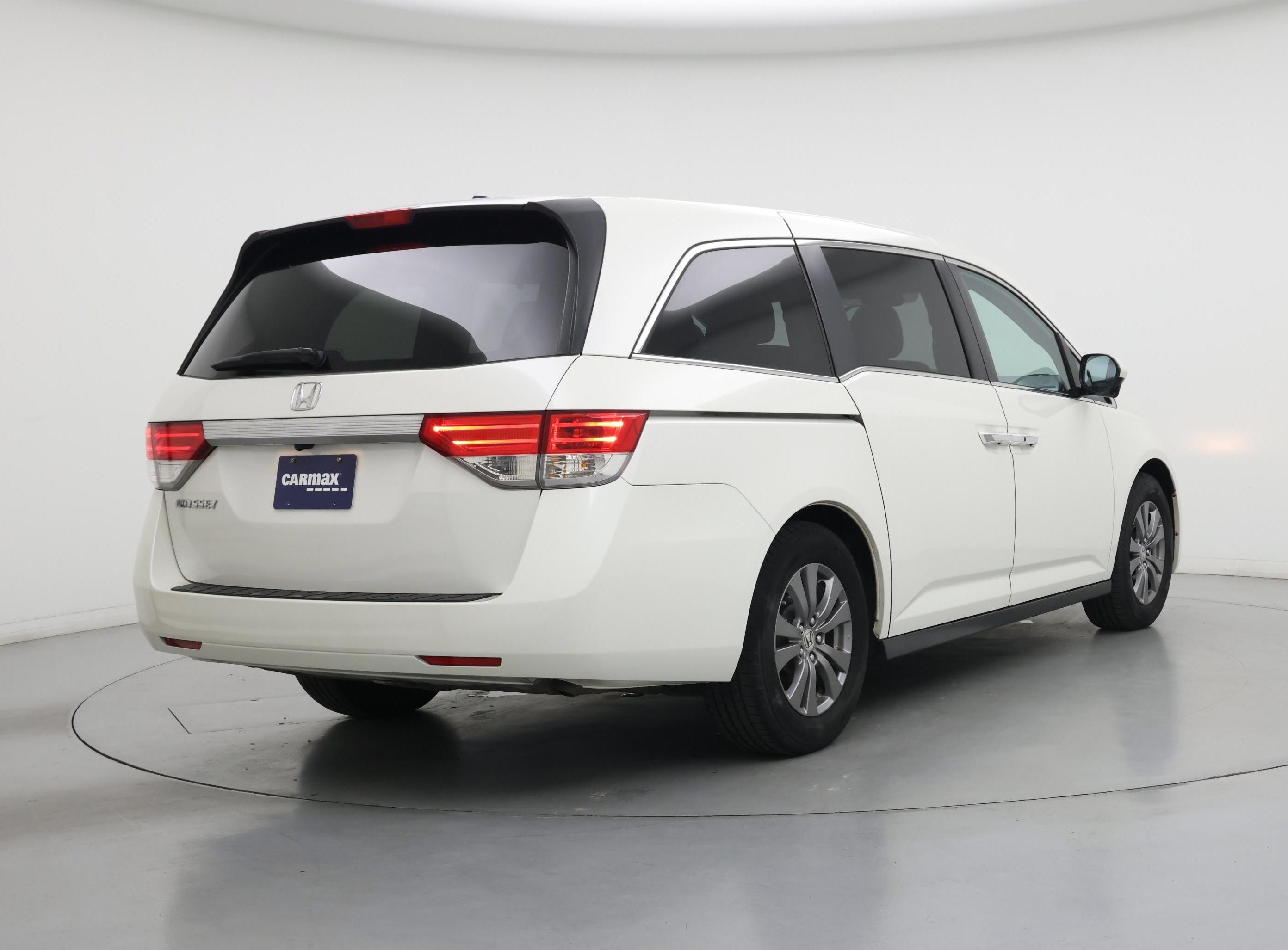 Thumbnail: 2015 Honda Odyssey - 8