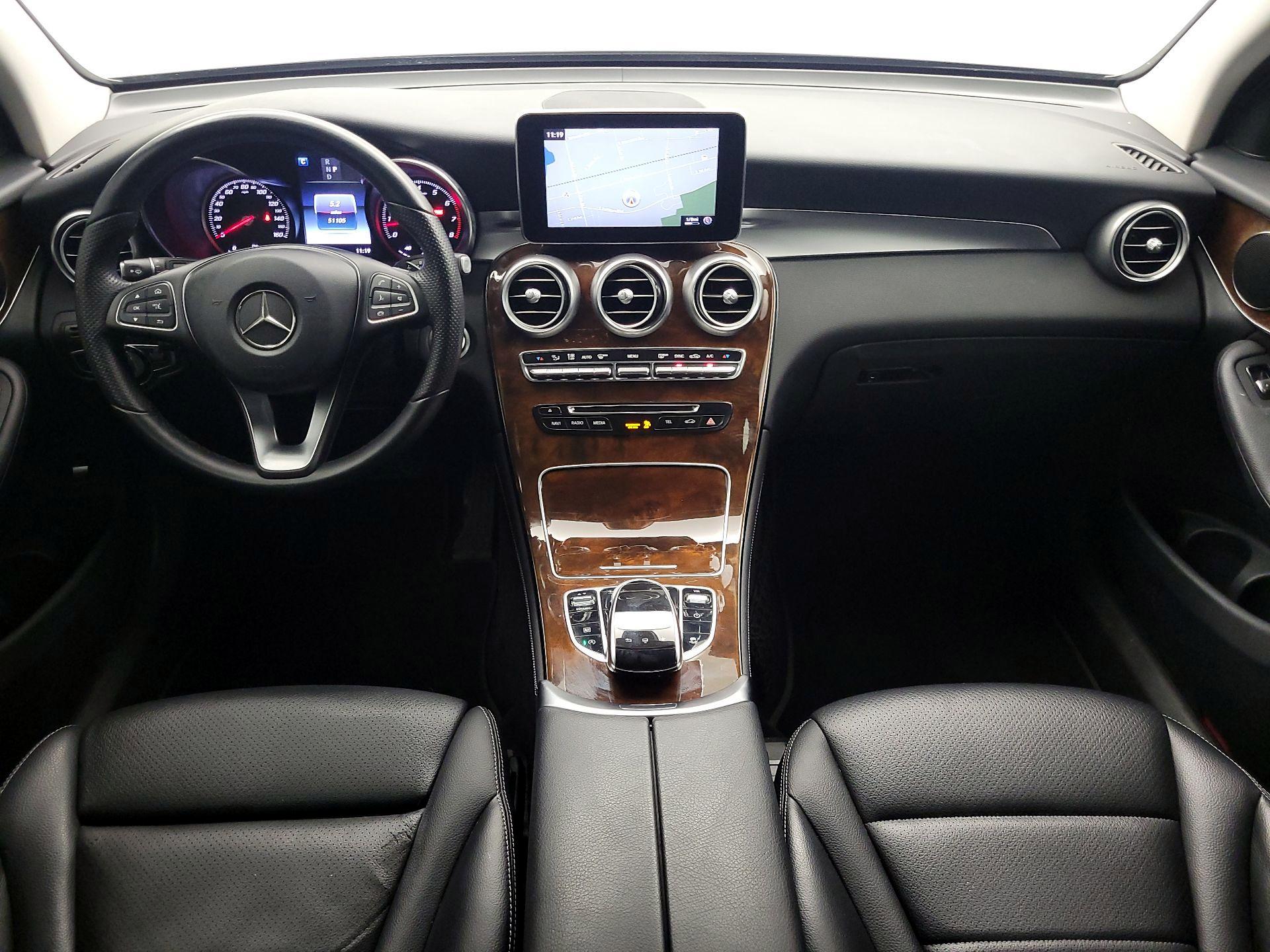 Thumbnail: 2016 Mercedes-Benz GLC - 9