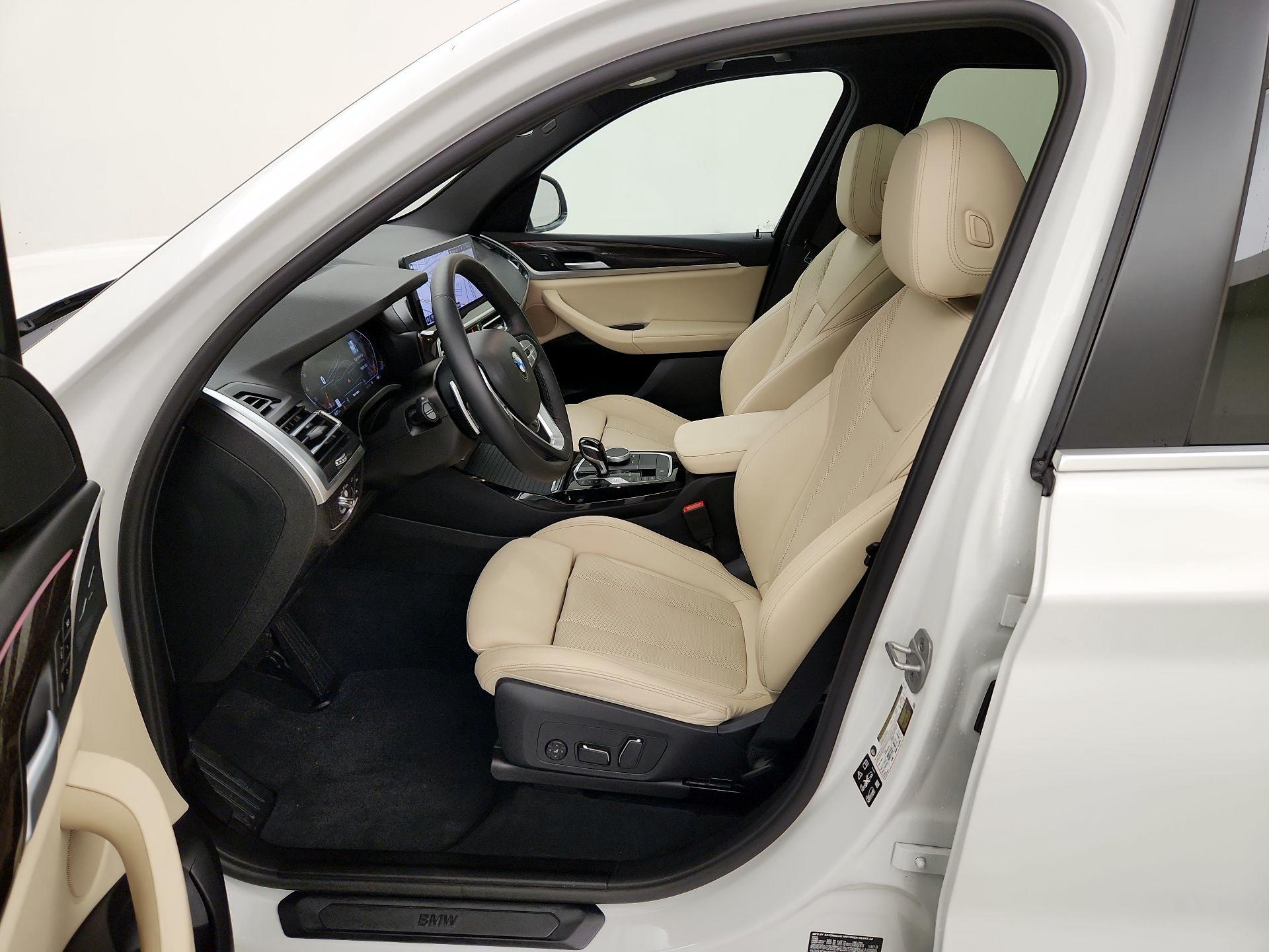 Thumbnail: 2024 BMW X3 - 11