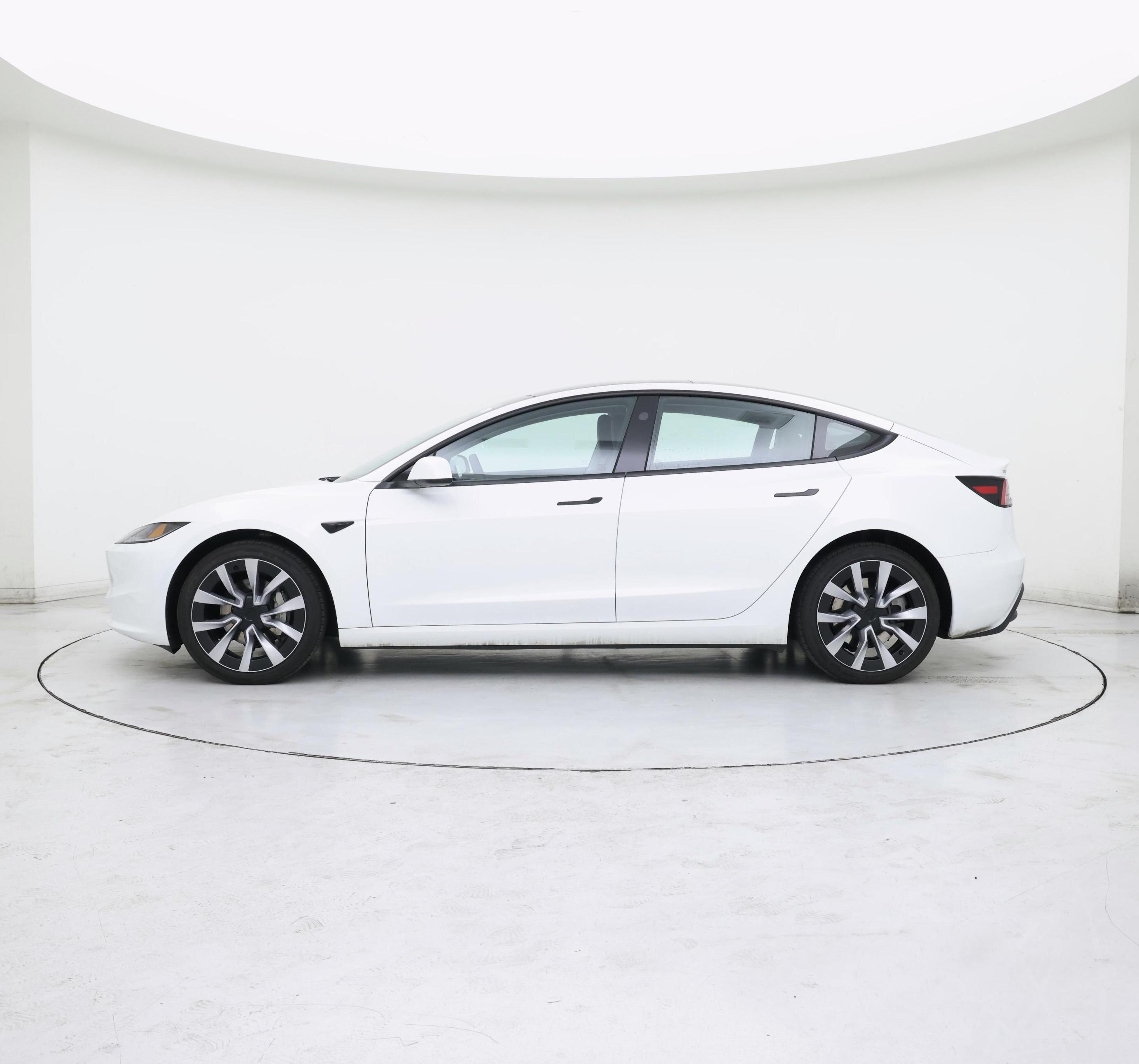 Thumbnail: 2024 Tesla Model 3 - 3