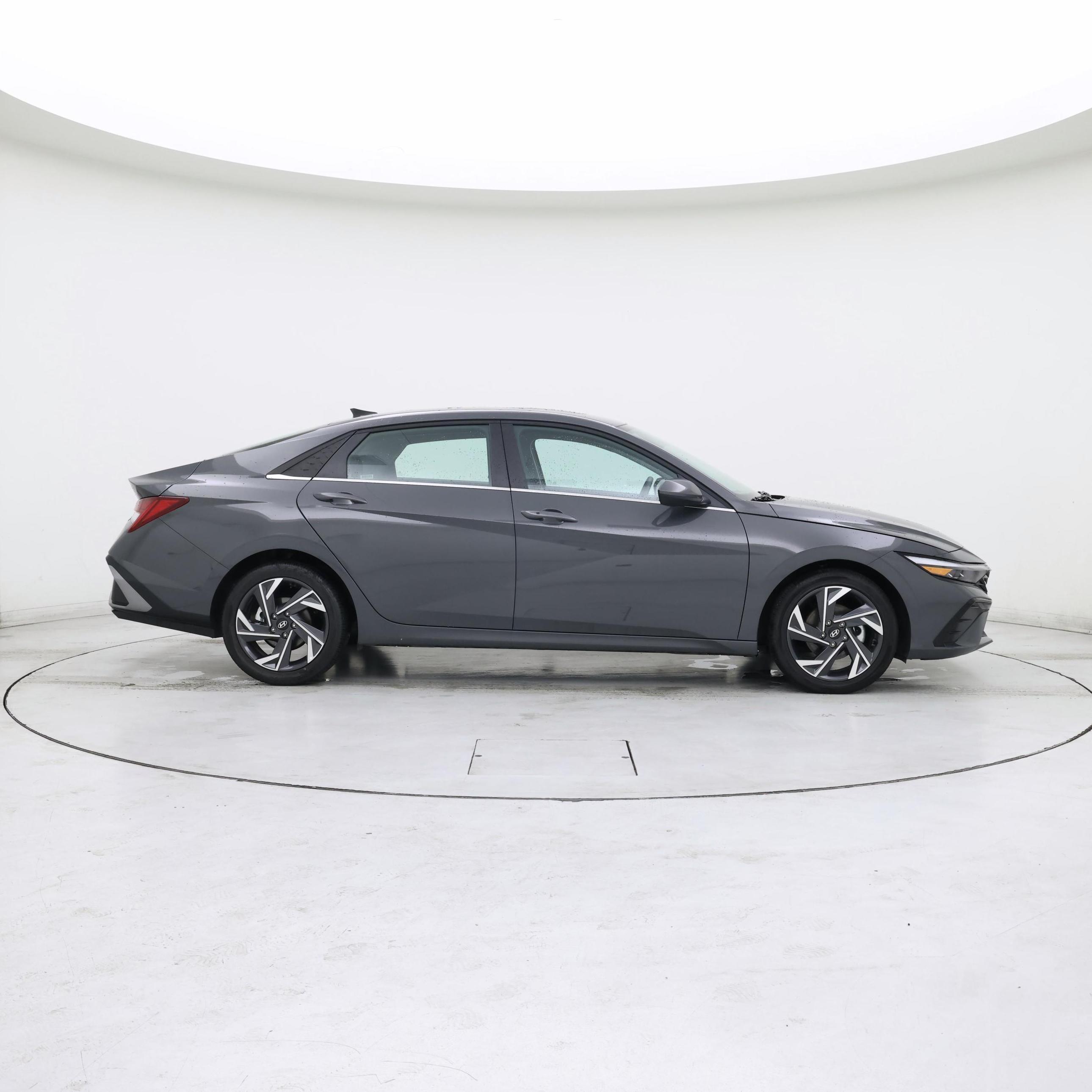 Thumbnail: 2025 Hyundai Elantra - 7