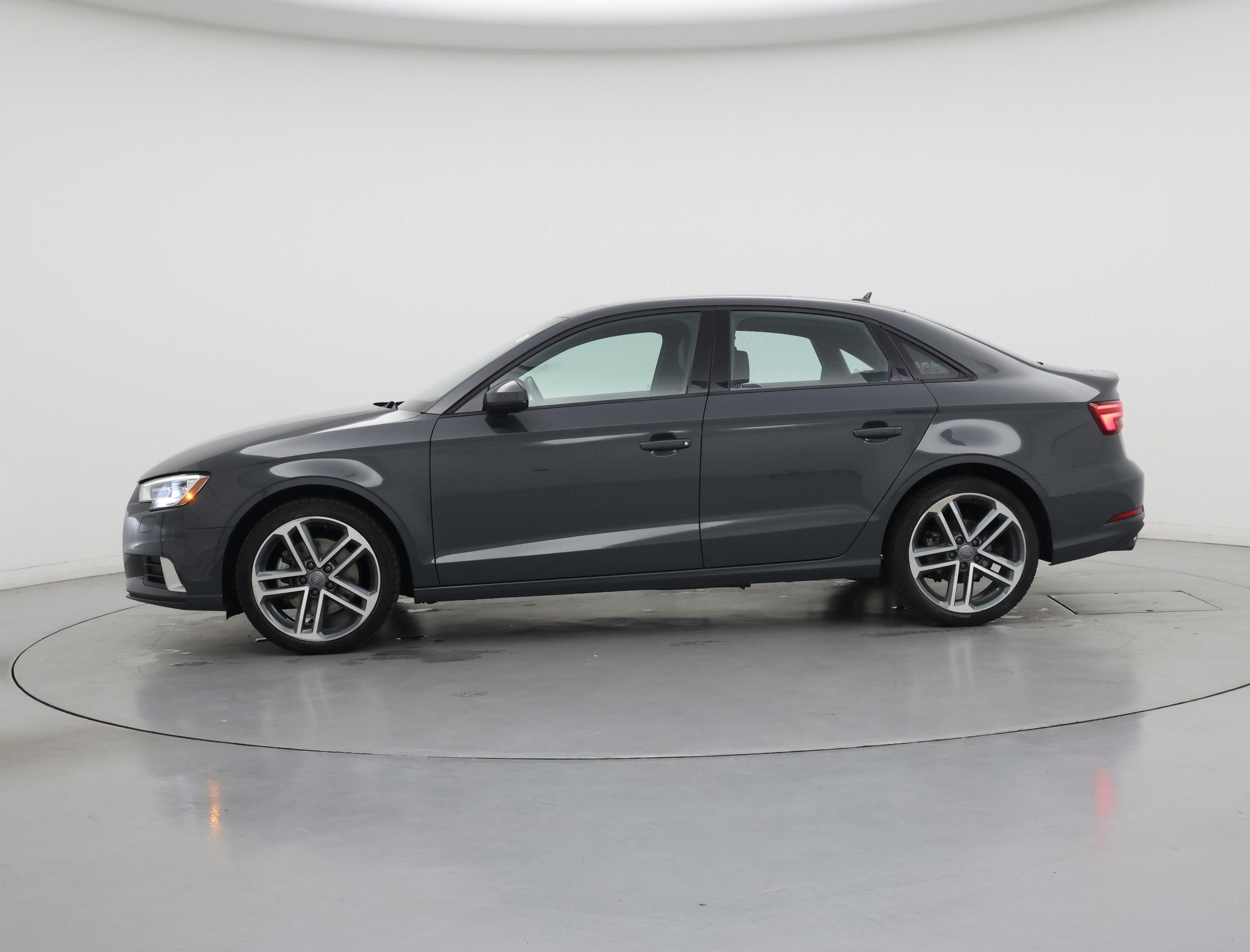 Thumbnail: 2018 Audi A3 - 3