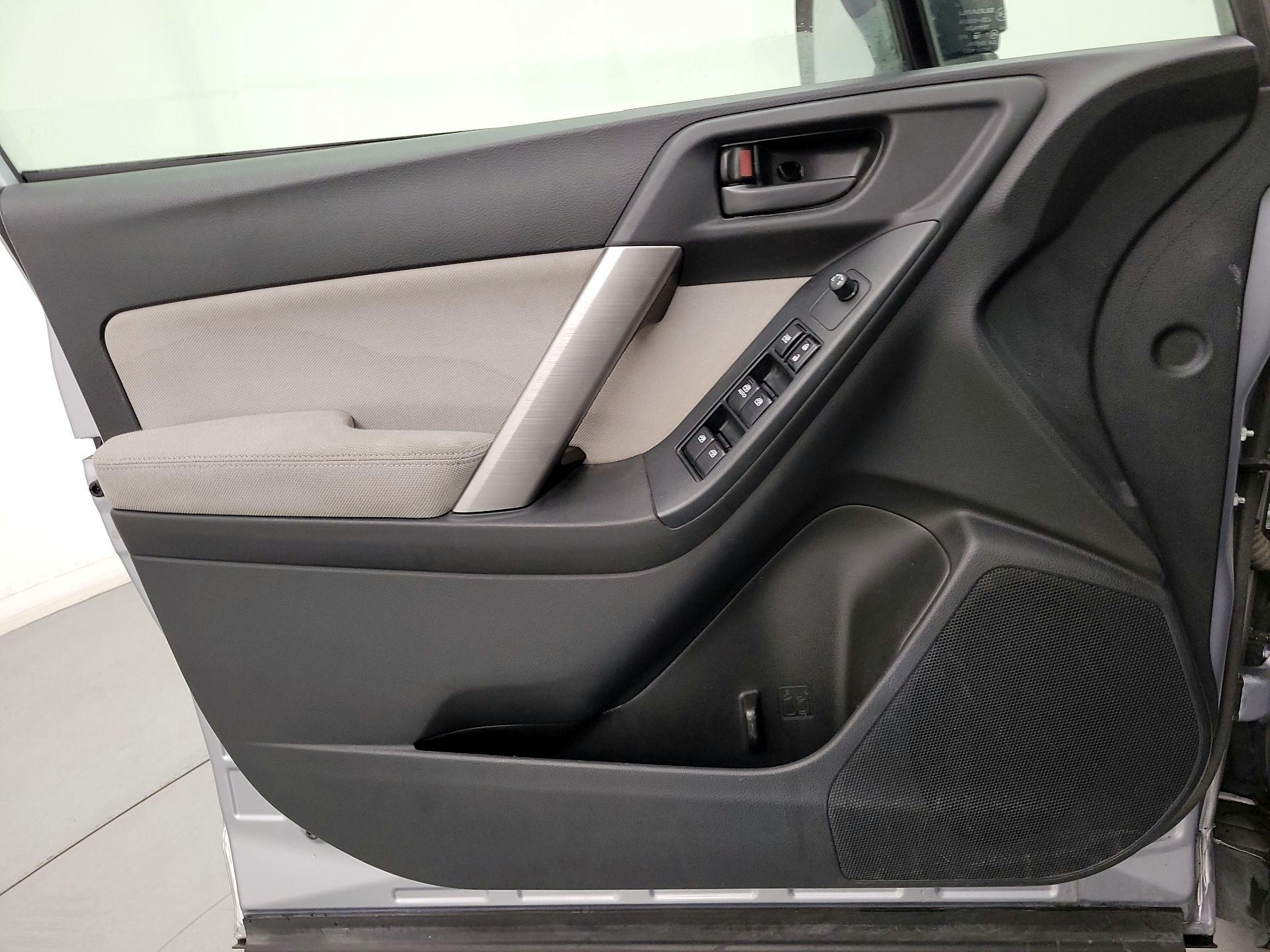 Thumbnail: 2014 Subaru Forester - 12