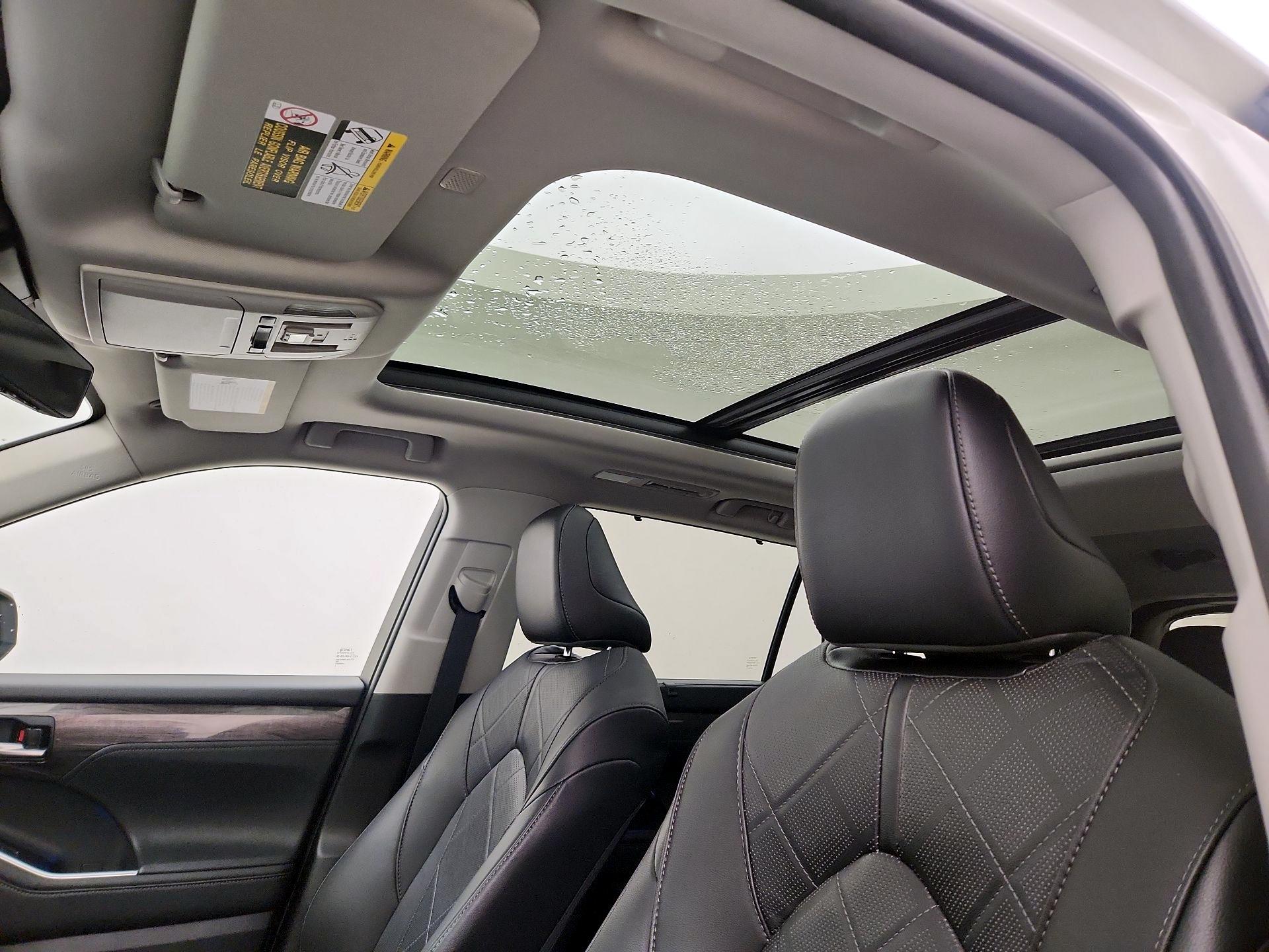 Thumbnail: 2021 Toyota Highlander - 20