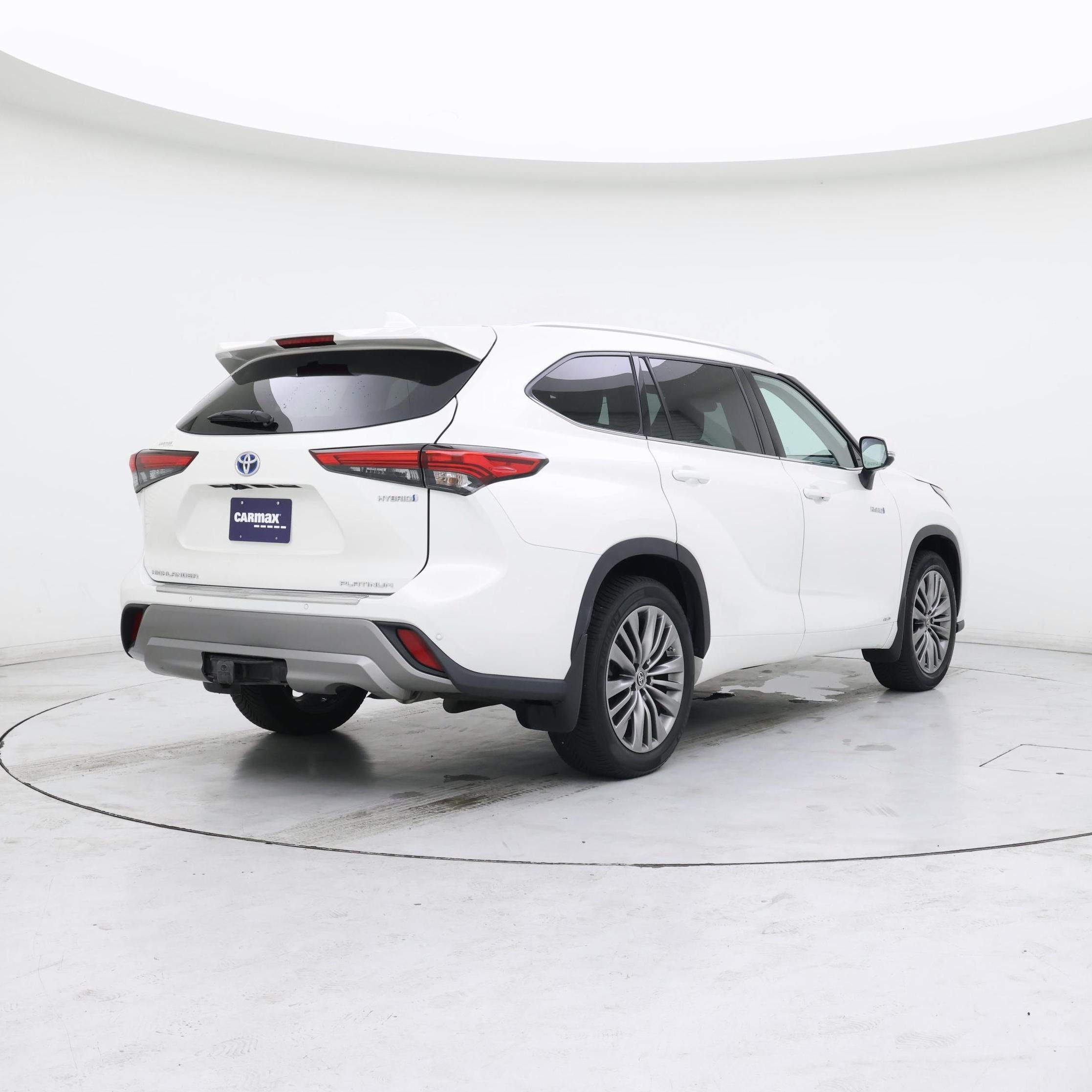 Thumbnail: 2021 Toyota Highlander - 8