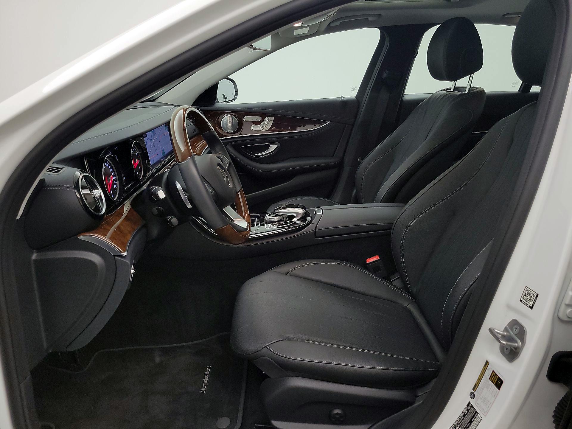 Thumbnail: 2018 Mercedes-Benz E-Class - 11