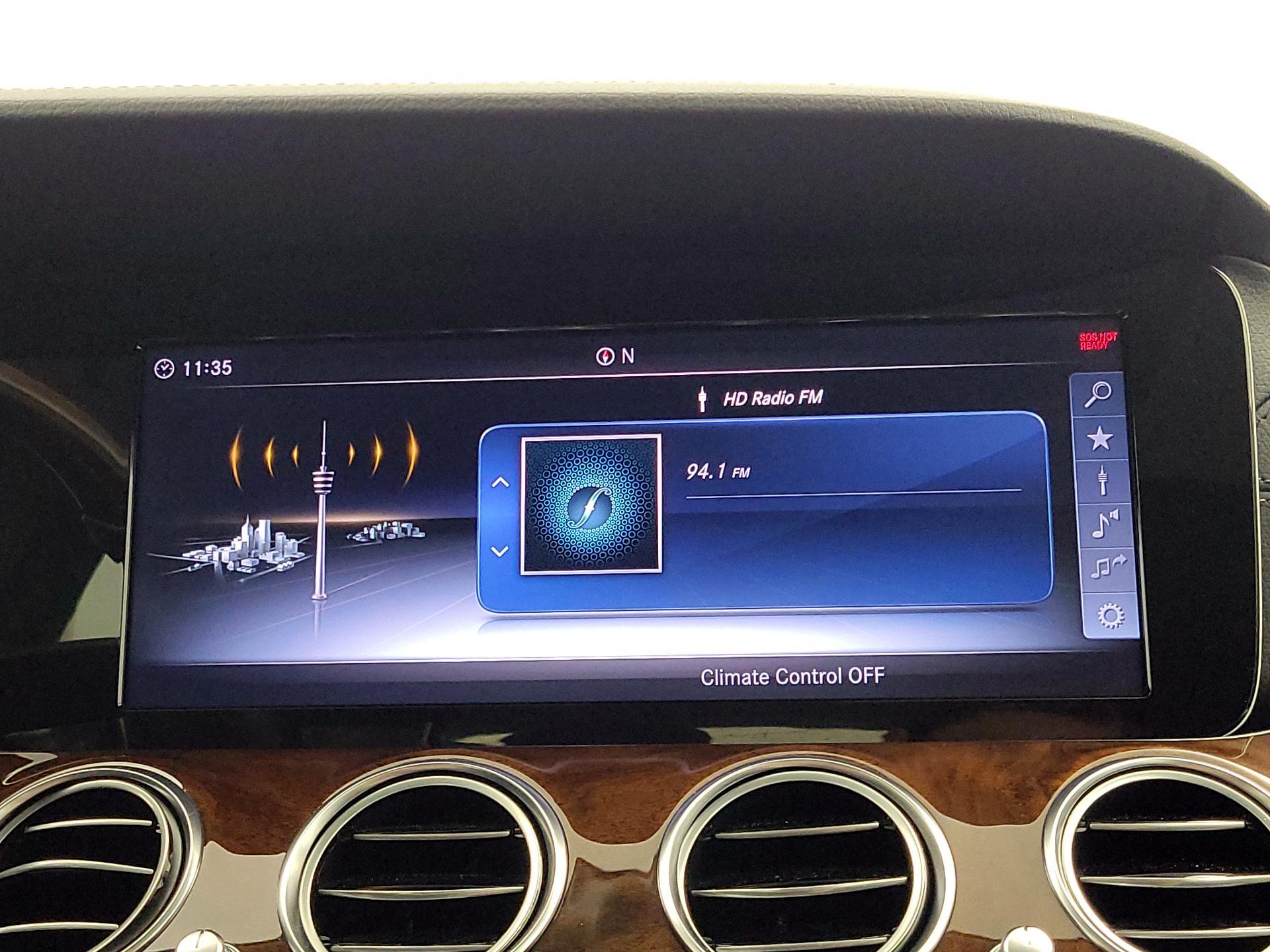 Thumbnail: 2018 Mercedes-Benz E-Class - 16