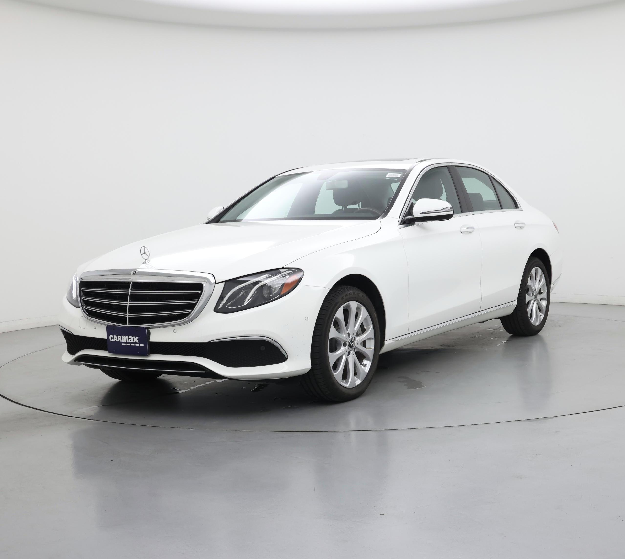 Thumbnail: 2018 Mercedes-Benz E-Class - 4