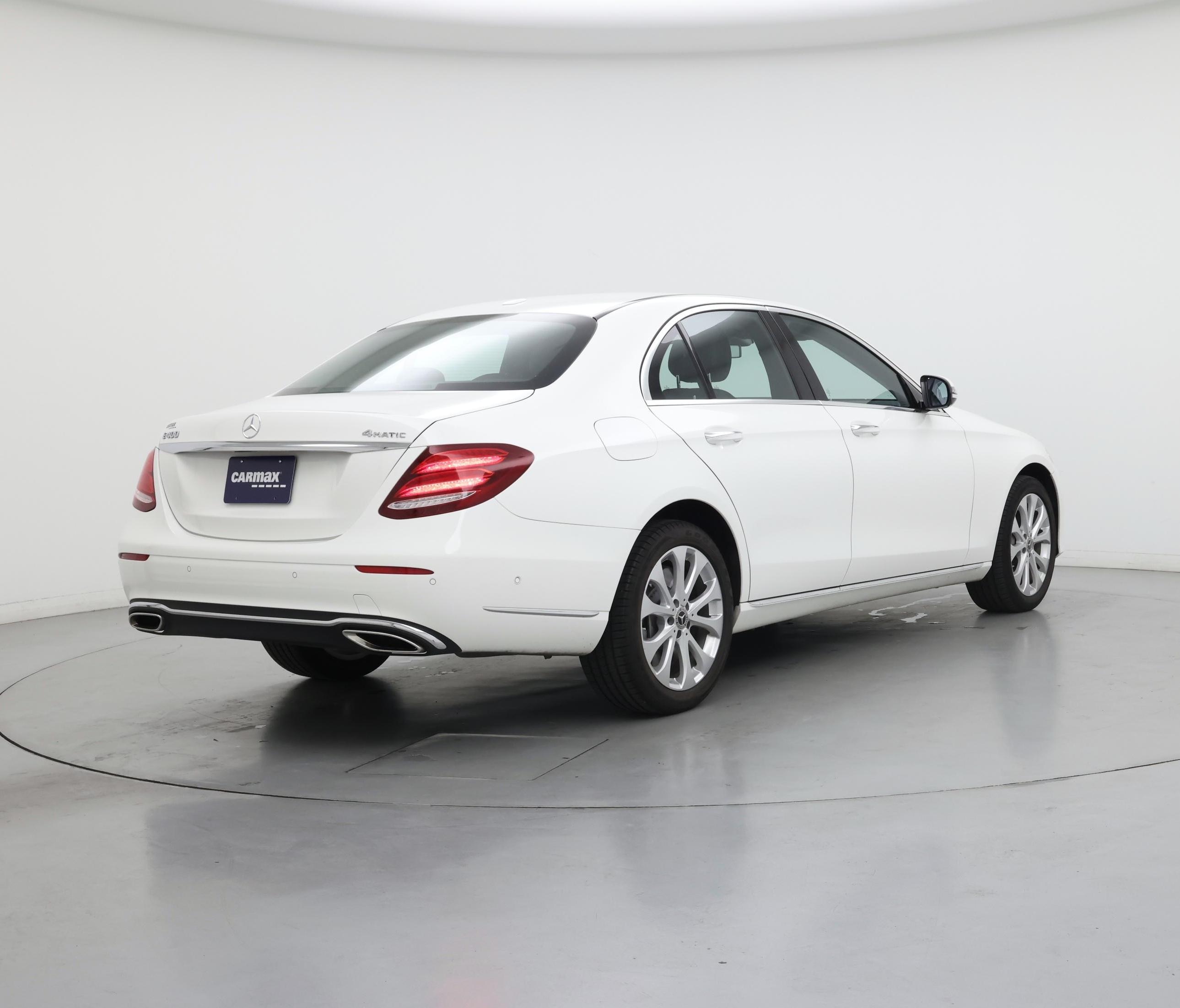 Thumbnail: 2018 Mercedes-Benz E-Class - 8