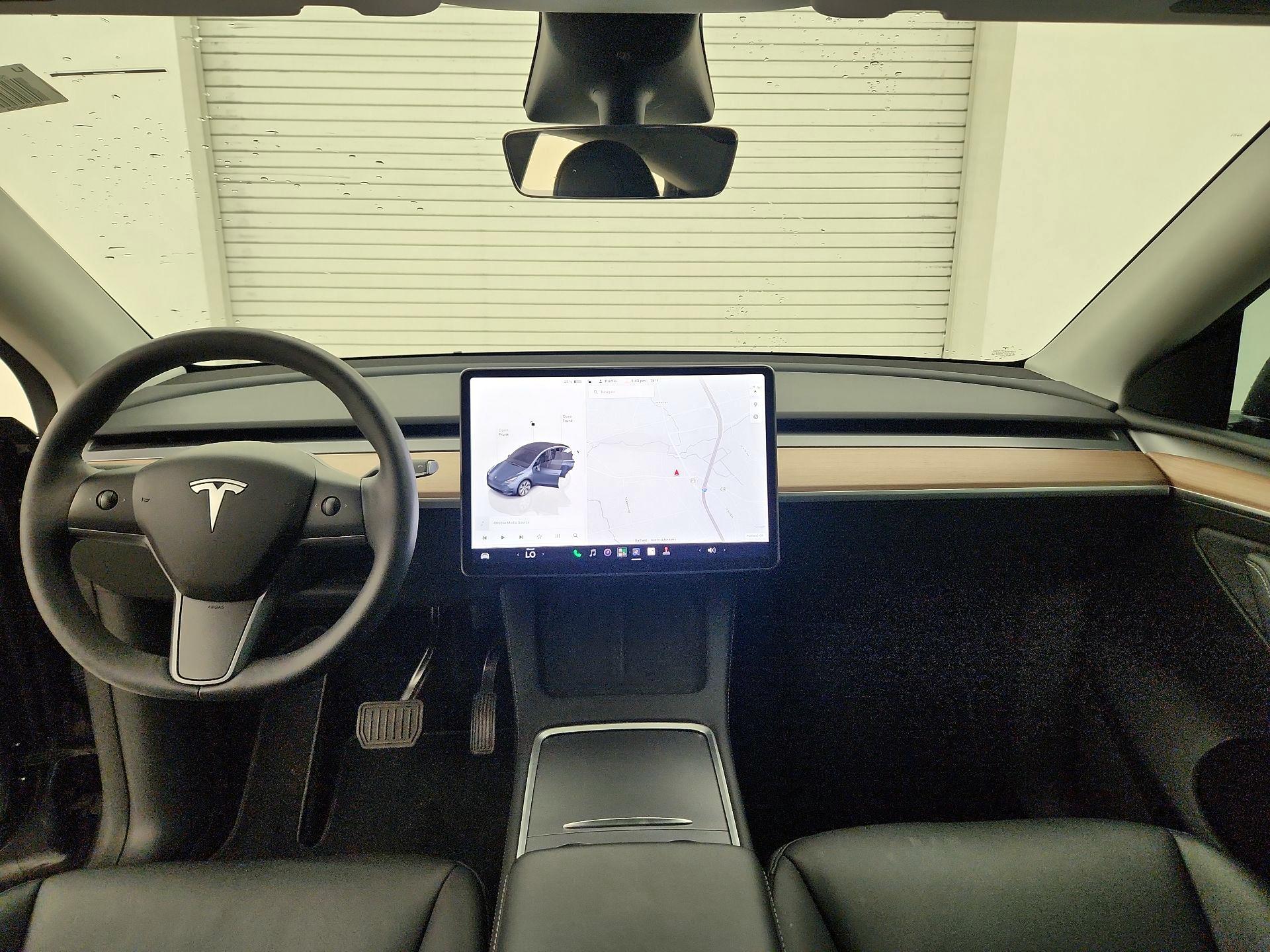 Thumbnail: 2023 Tesla Model Y - 9