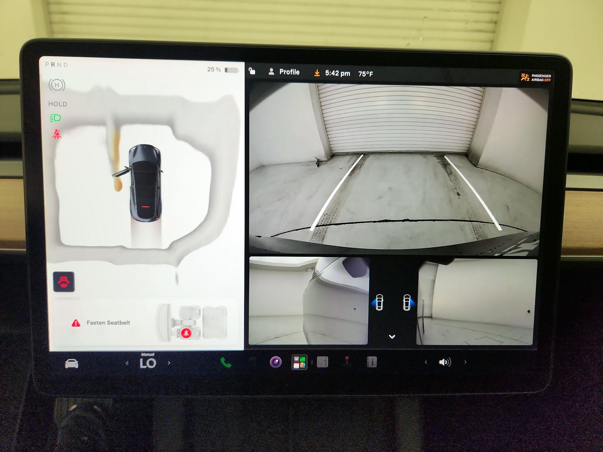 Thumbnail: 2023 Tesla Model Y - 14