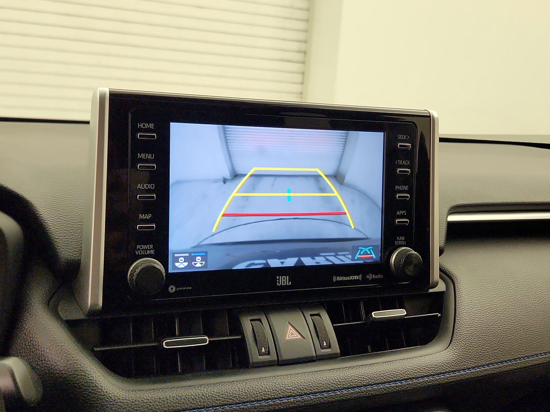 Thumbnail: 2019 Toyota RAV4 - 15