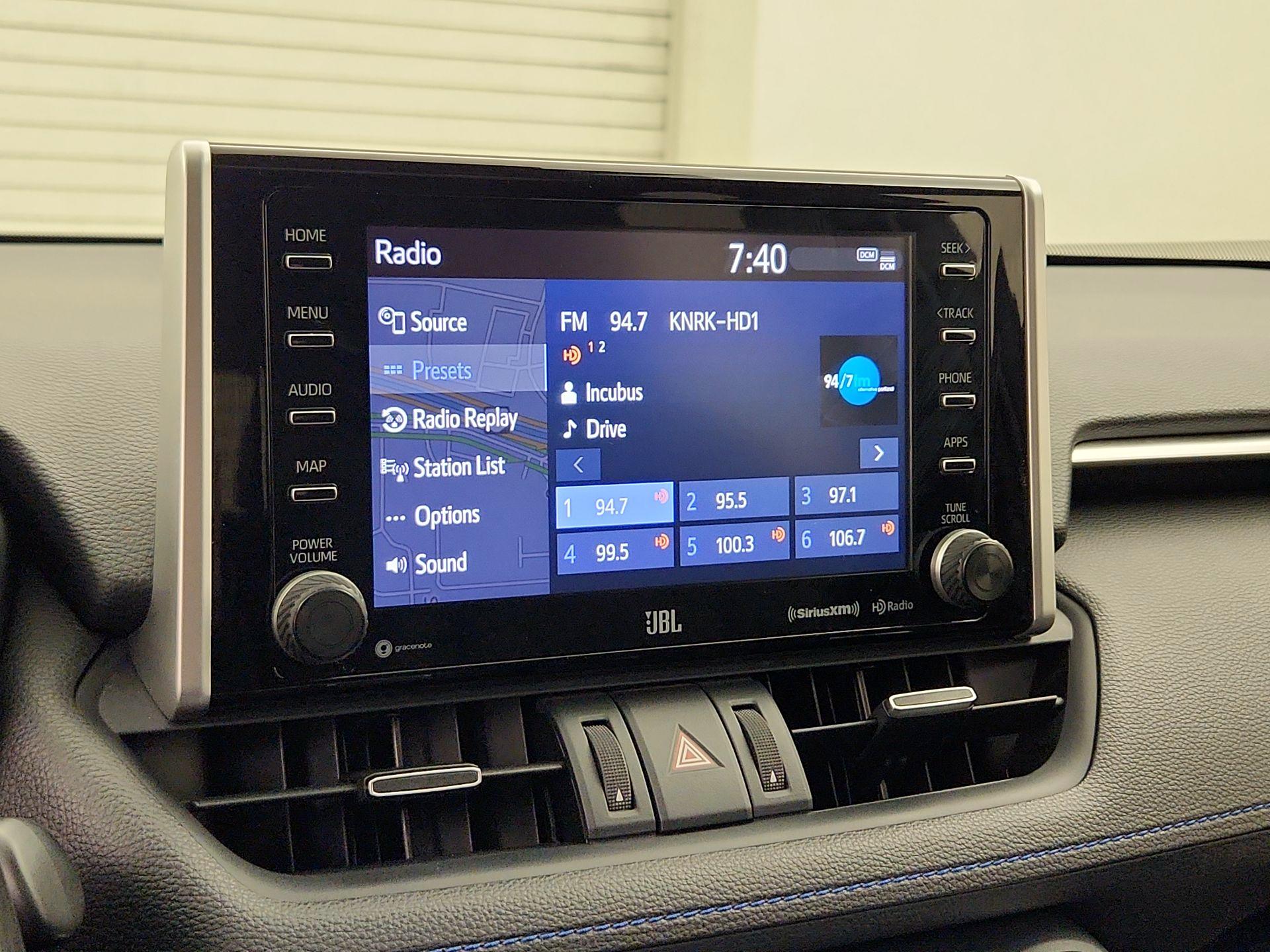 Thumbnail: 2019 Toyota RAV4 - 16