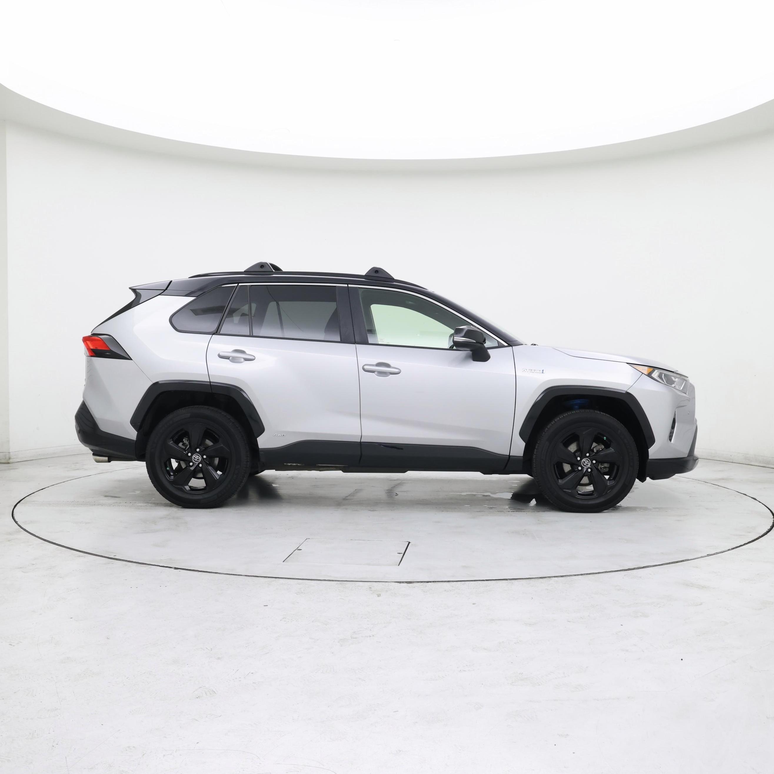 Thumbnail: 2019 Toyota RAV4 - 7