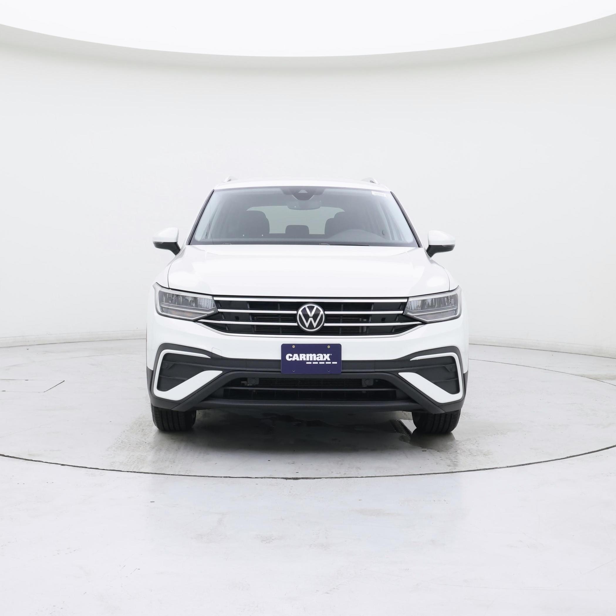 Thumbnail: 2022 Volkswagen Tiguan - 5
