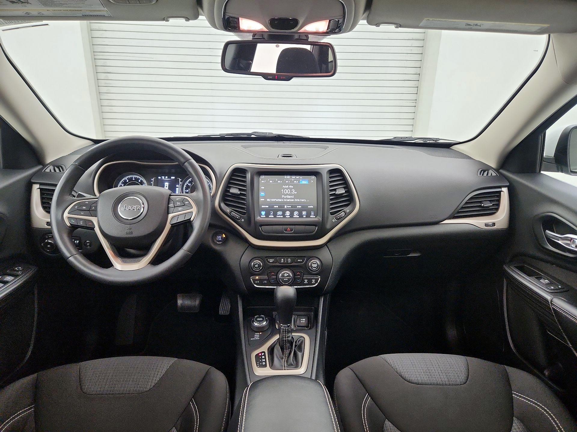 Thumbnail: 2015 Jeep Cherokee - 9