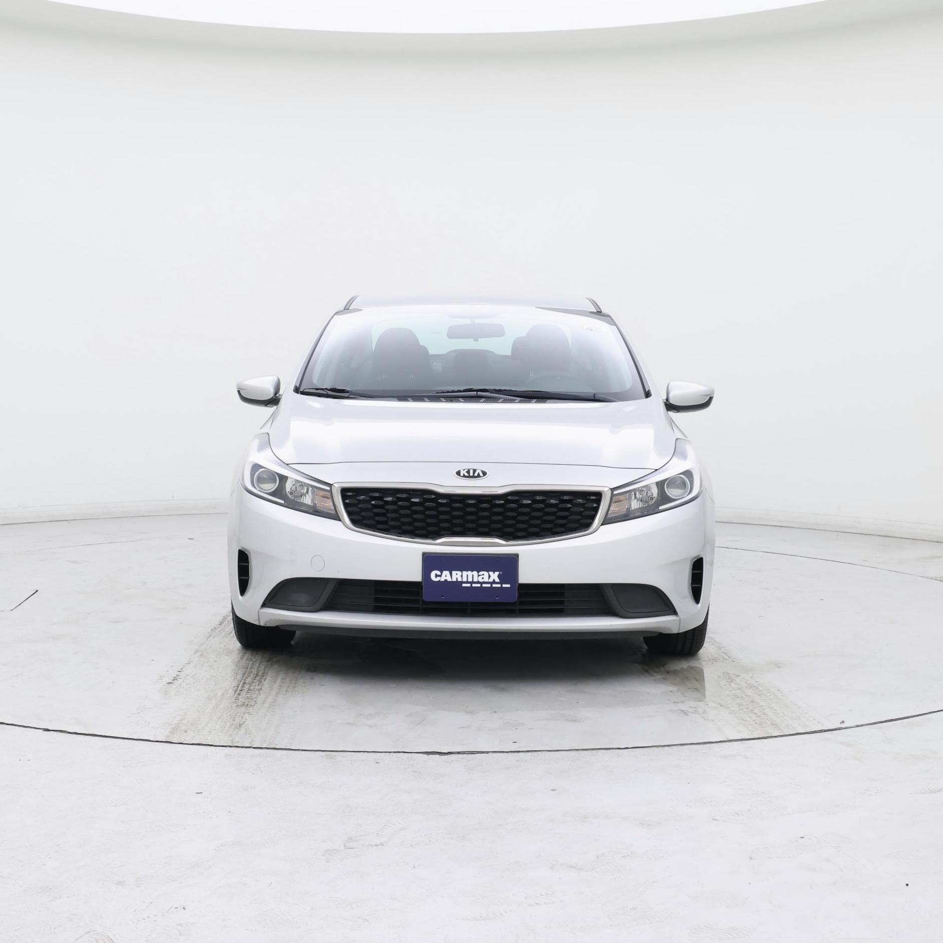 Thumbnail: 2017 Kia Forte - 5