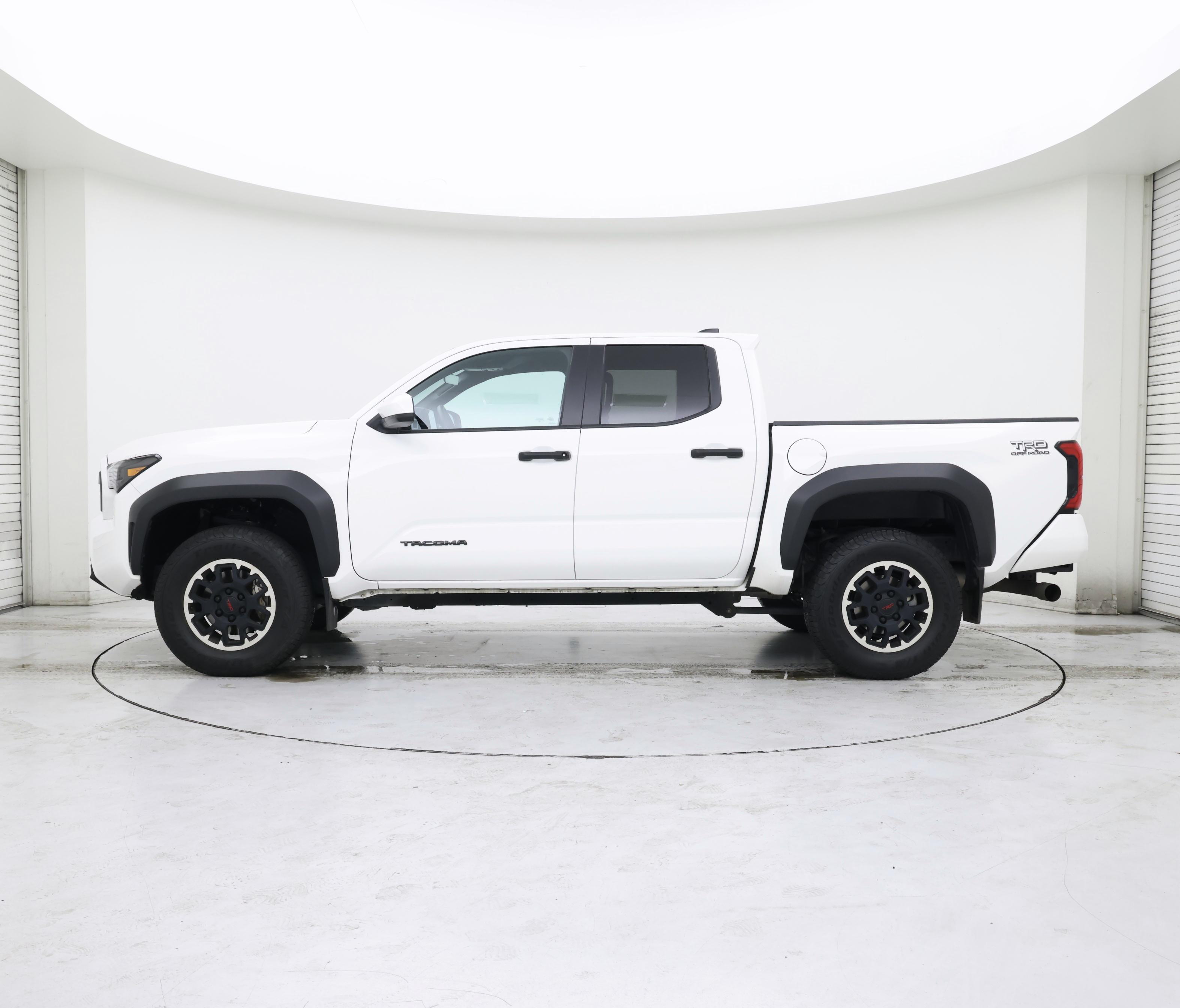 Thumbnail: 2024 Toyota Tacoma - 3