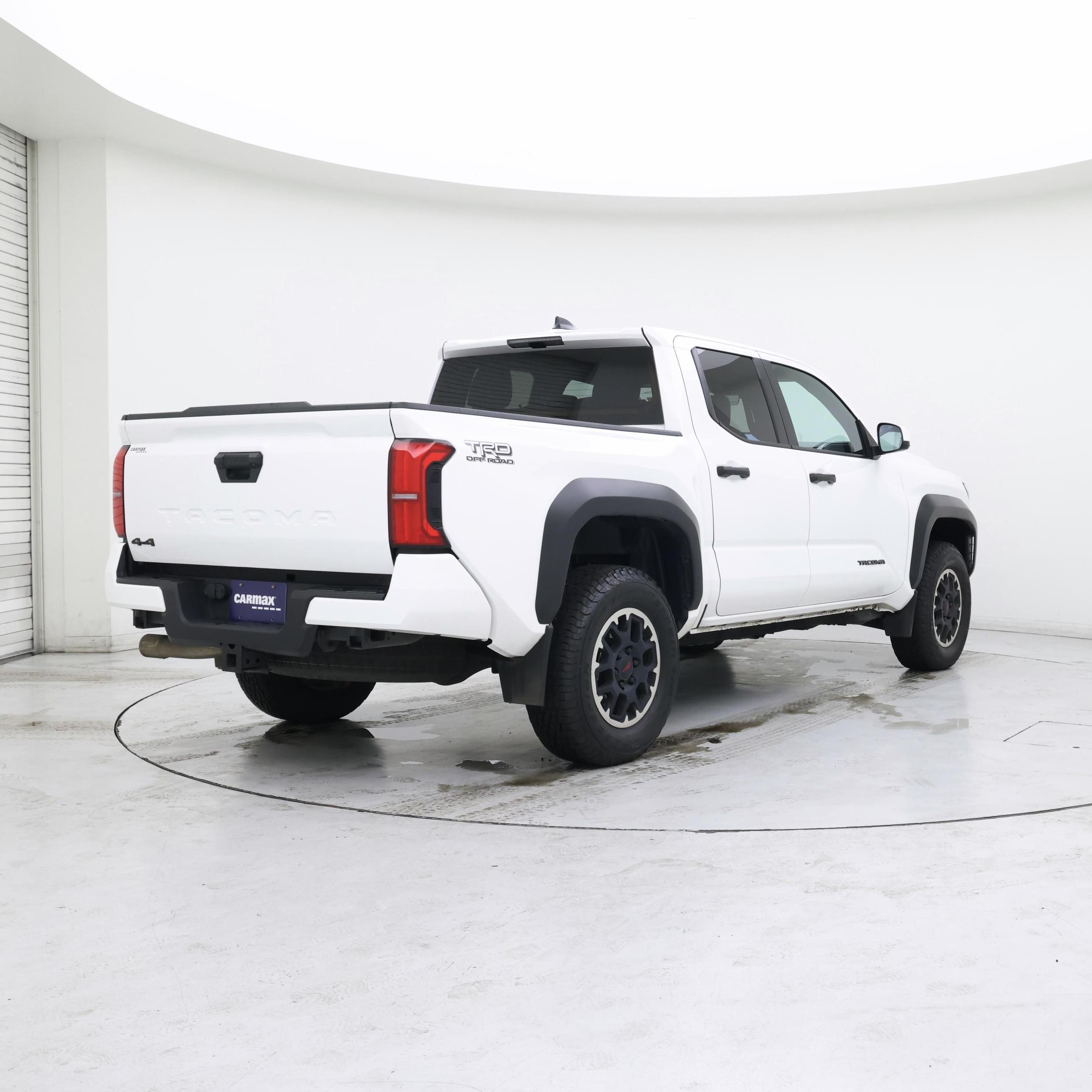 Thumbnail: 2024 Toyota Tacoma - 8