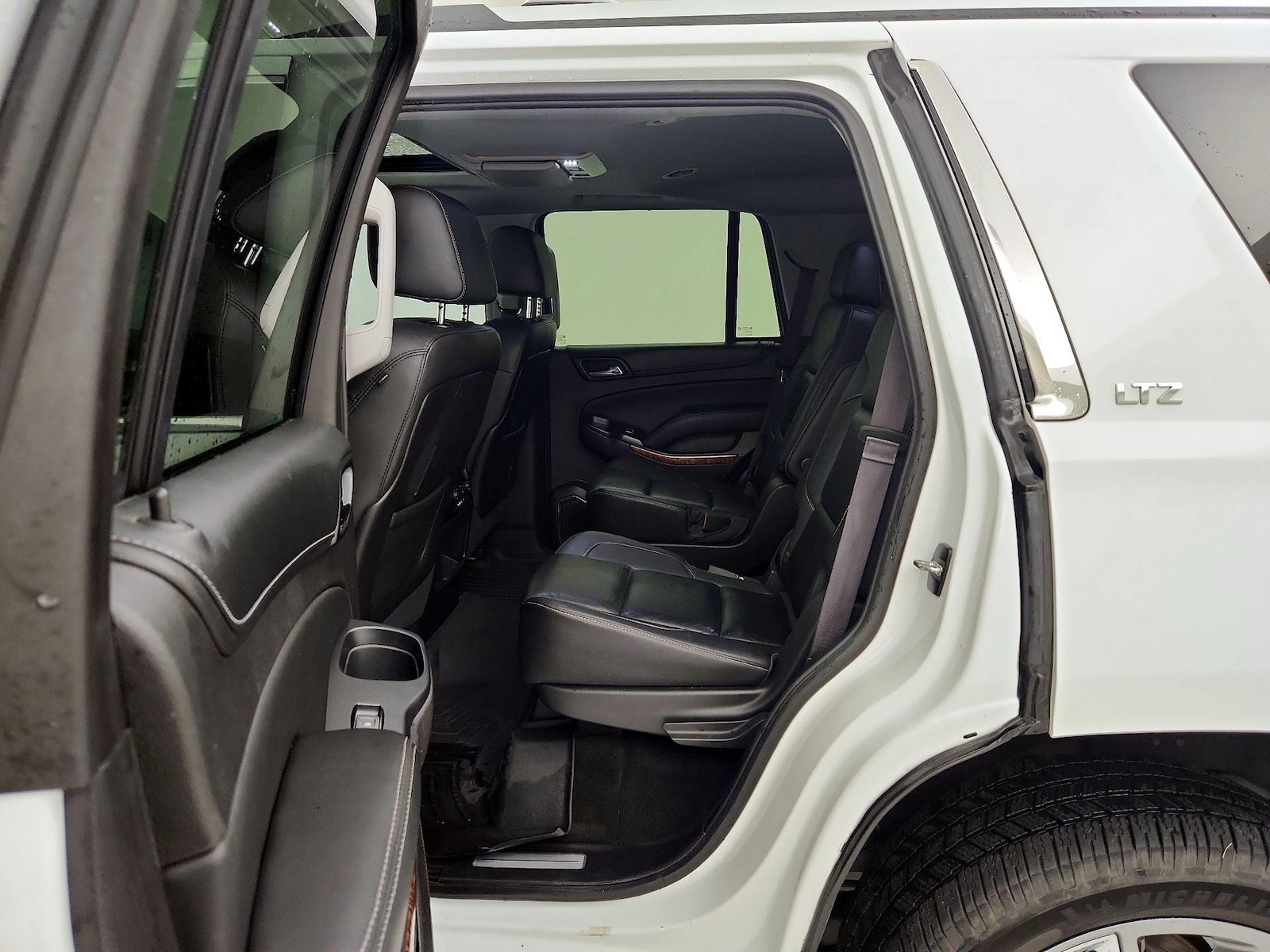 2015 Chevrolet Tahoe LTZ - Photo 22