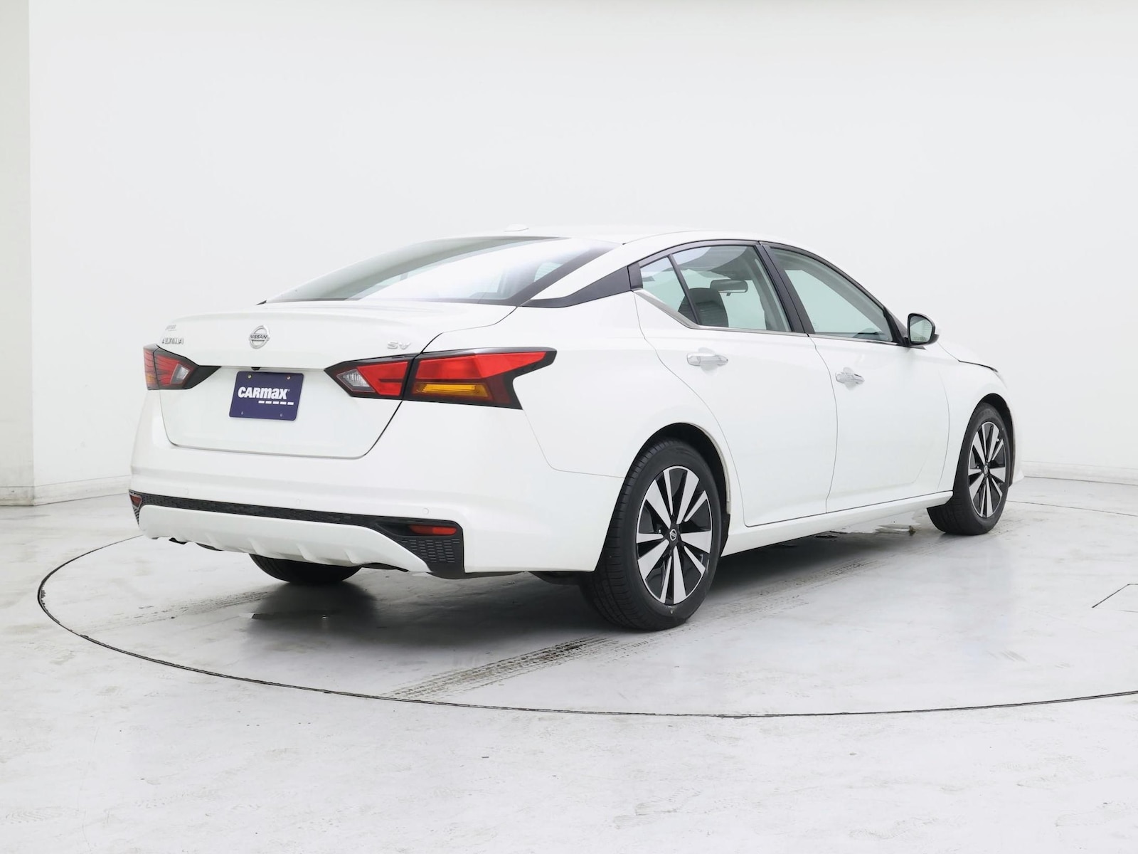 2022 Nissan Altima SV - Photo 9