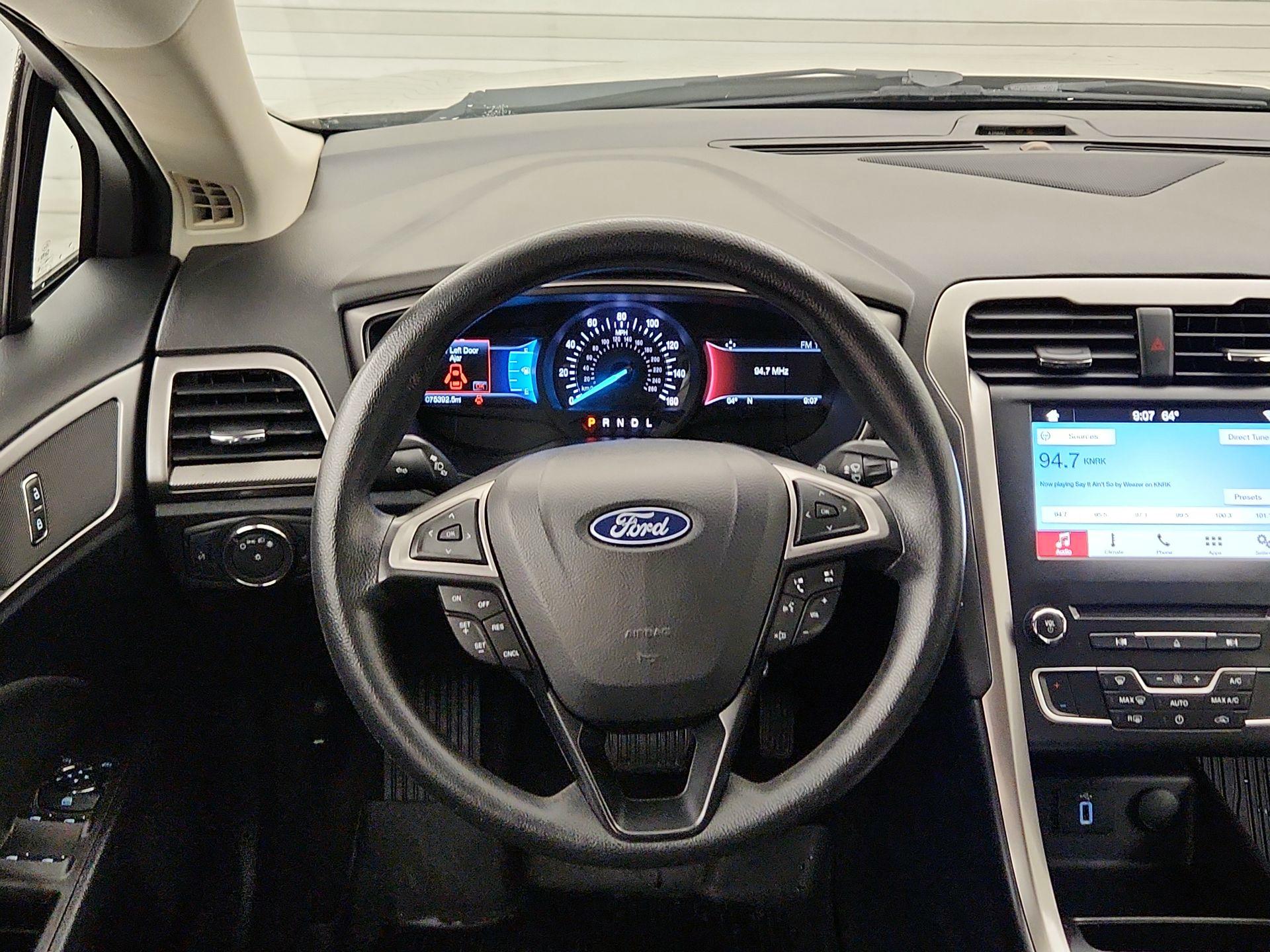Thumbnail: 2018 Ford Fusion - 10