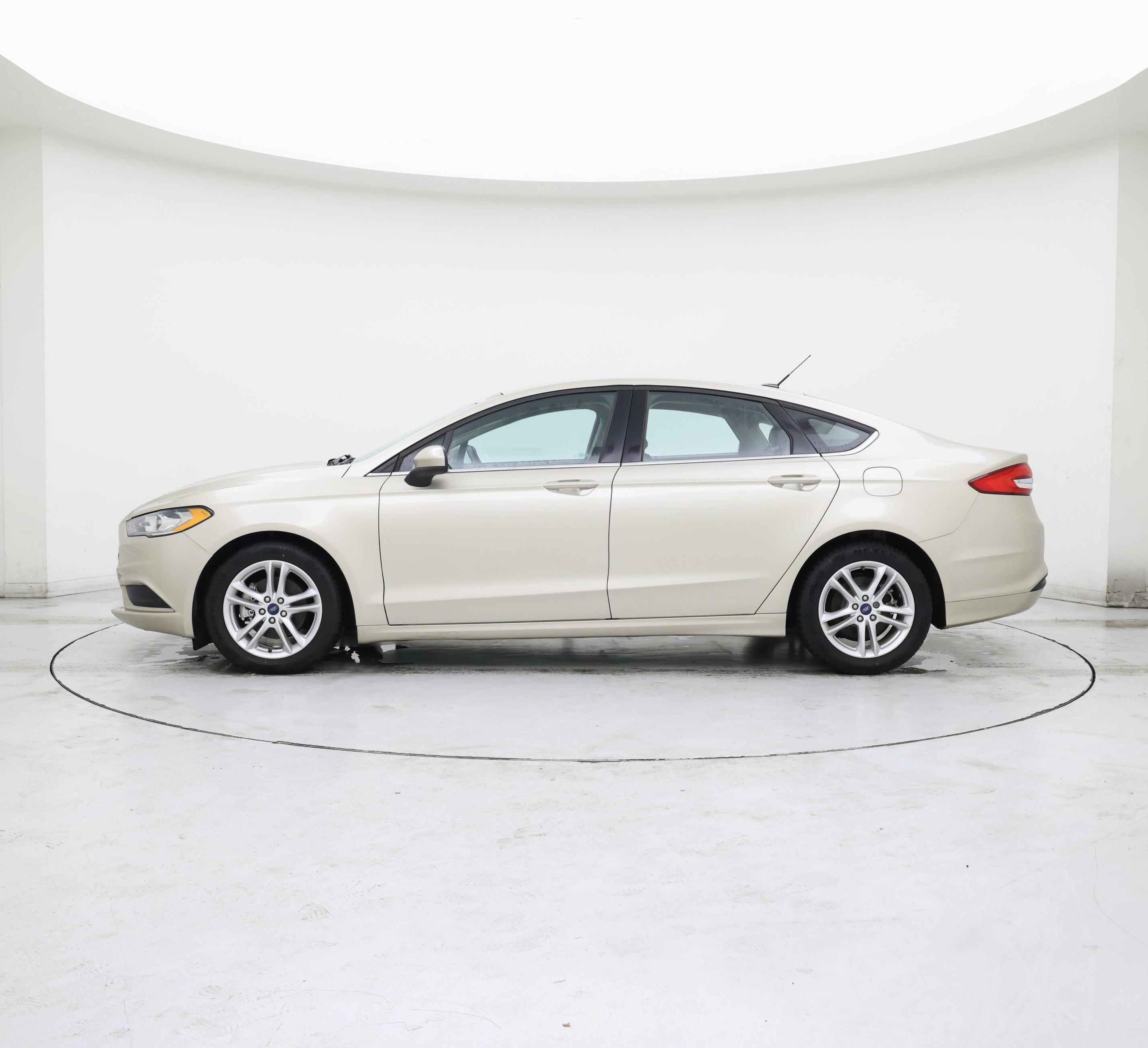 Thumbnail: 2018 Ford Fusion - 3