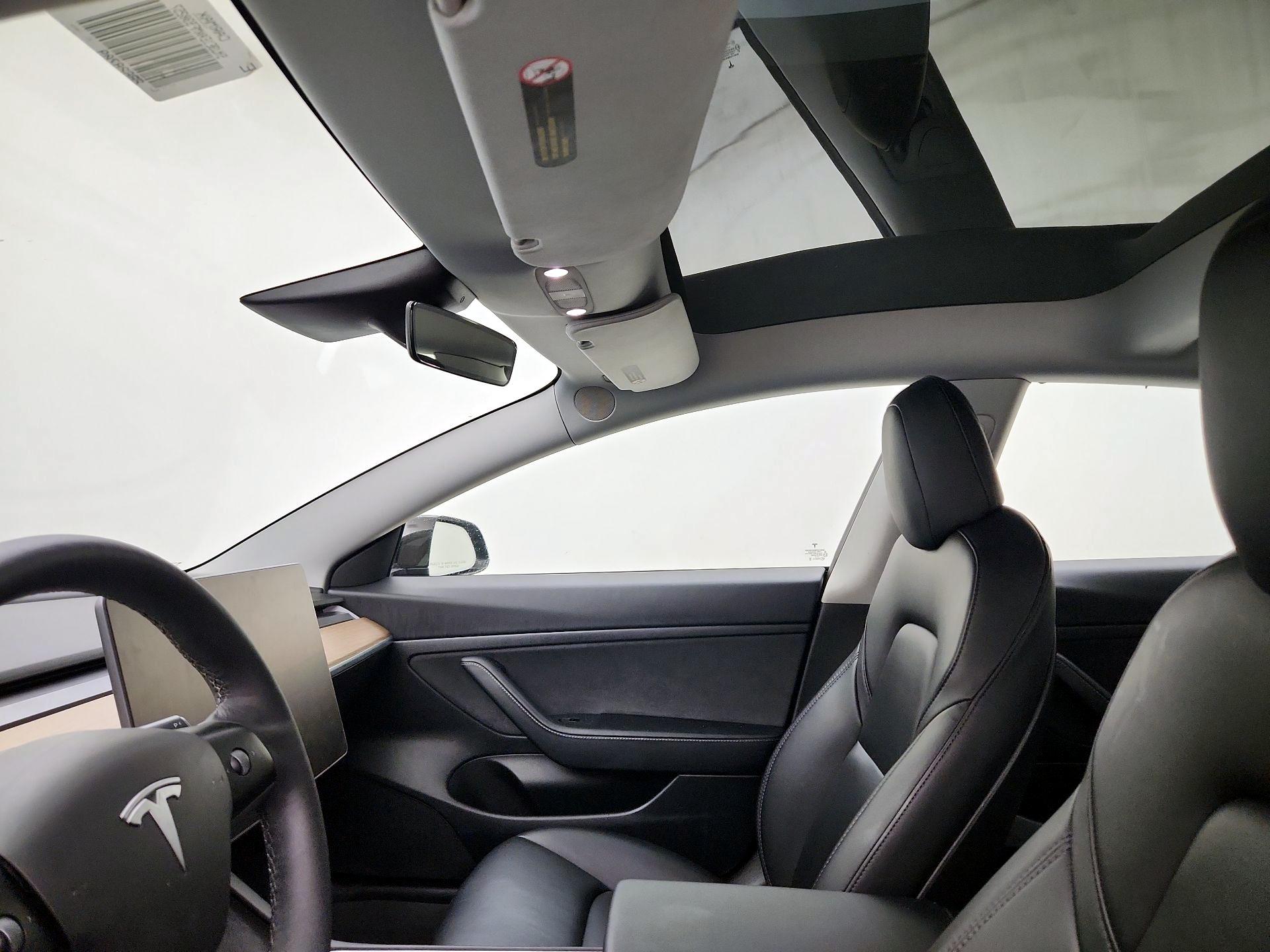 Thumbnail: 2021 Tesla Model 3 - 18