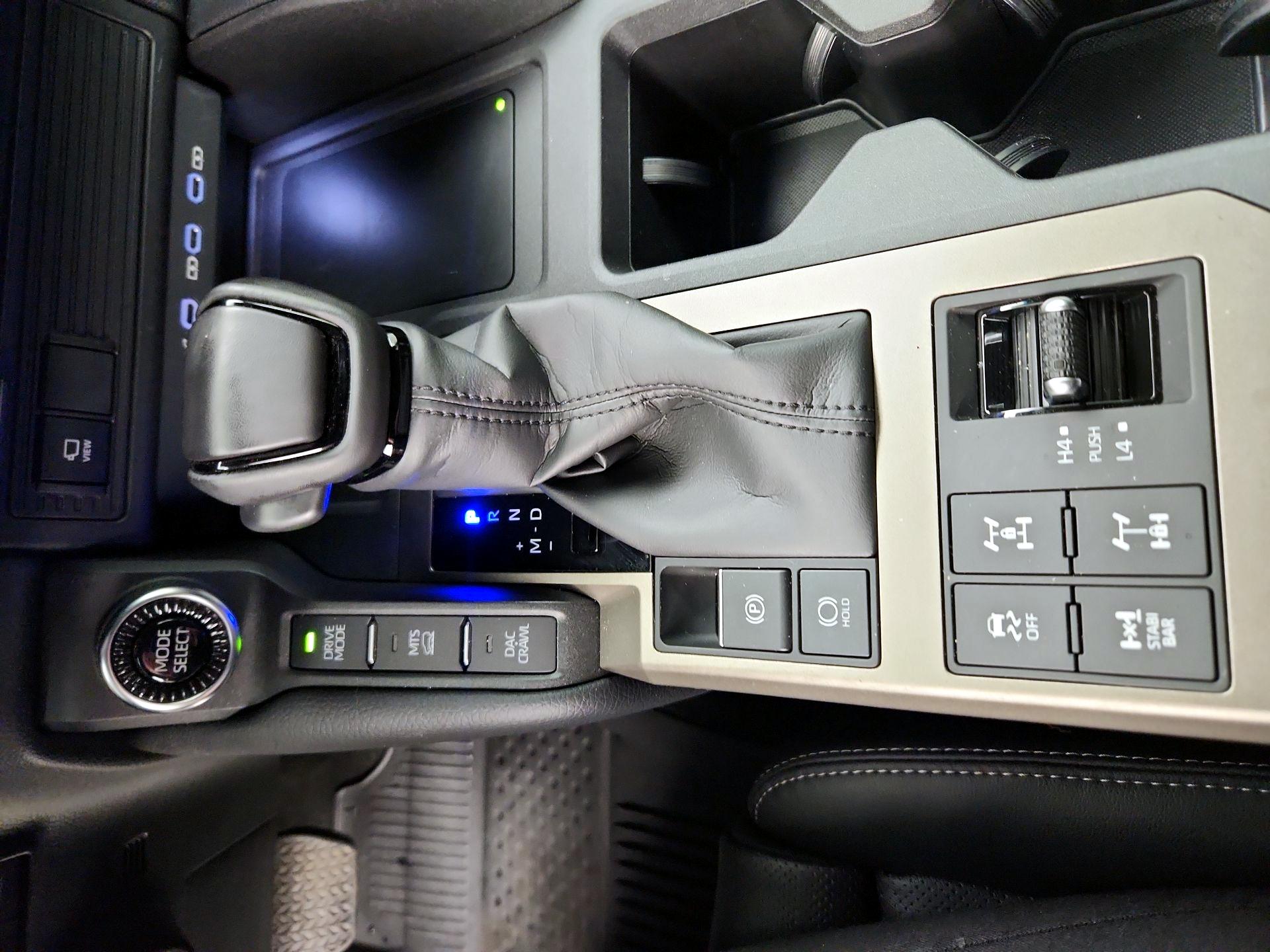 Thumbnail: 2025 Toyota Land Cruiser - 18